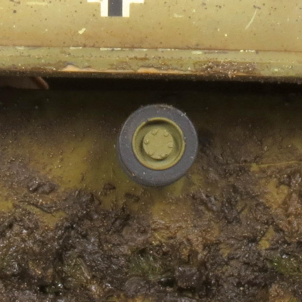 Vallejo European Thick Mud Weathering Effects Paint 200ml - VAL26807