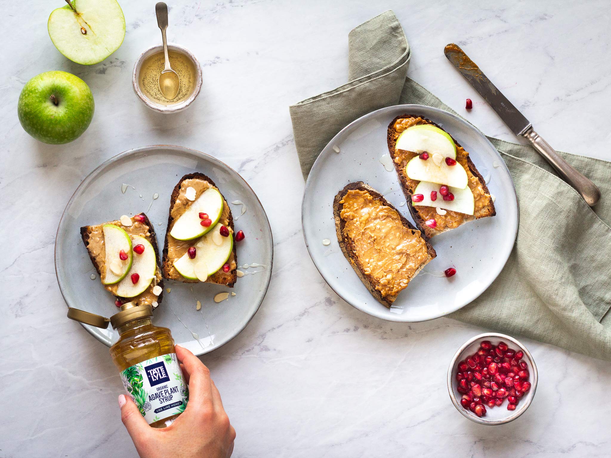 Tate & Lyle Organic Agave Plant Syrup, 325g - Vegan Sweetener for Baking, Beverages & Cooking