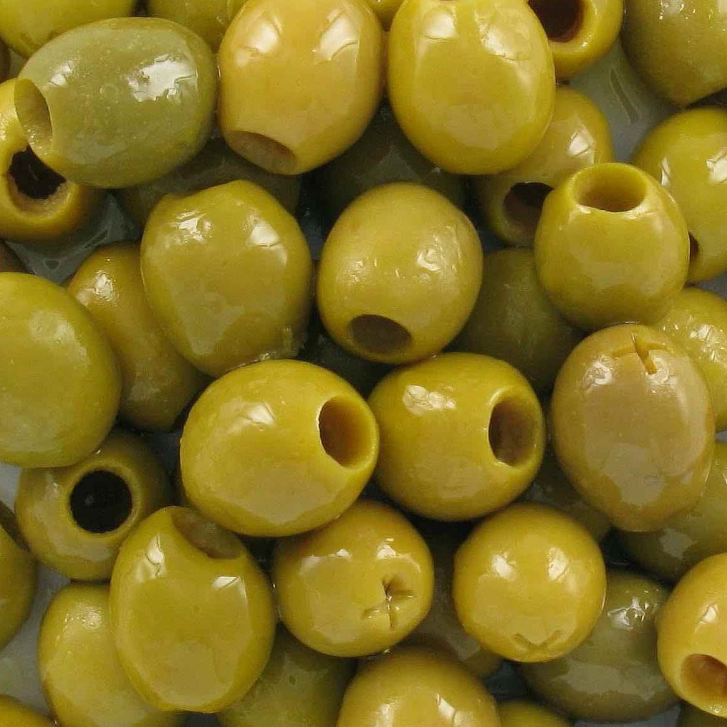 Karyatis Green Pitted Manzanilla Olives in Brine, Glass Jar, 907g
