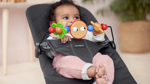 BabyBjörn Wooden Toy for Bouncer - Googly Eyes Playset for Babies 7