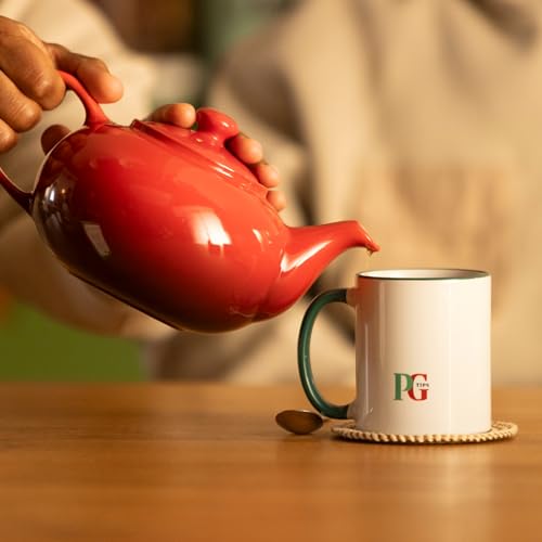 PG Tips Loose Black Tea 250g - Refreshing & Flavourful Blend
