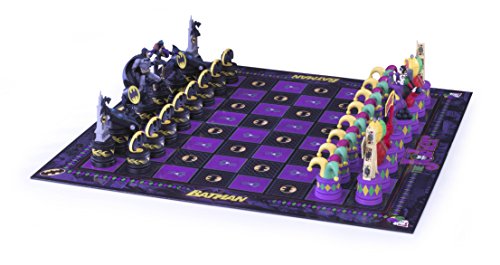 The Noble Collection Batman Vinyl Chess Set NN4680 6
