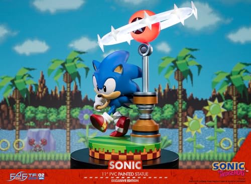 First4Figures Sonic The Hedgehog PVC Statue - Sonic Collectible Figurine (SNTFCO)