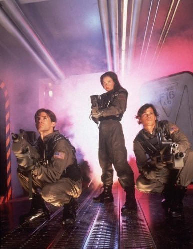 Space: Above and Beyond (Includes Pilot Episode) - Sci-Fi [DVD] 3