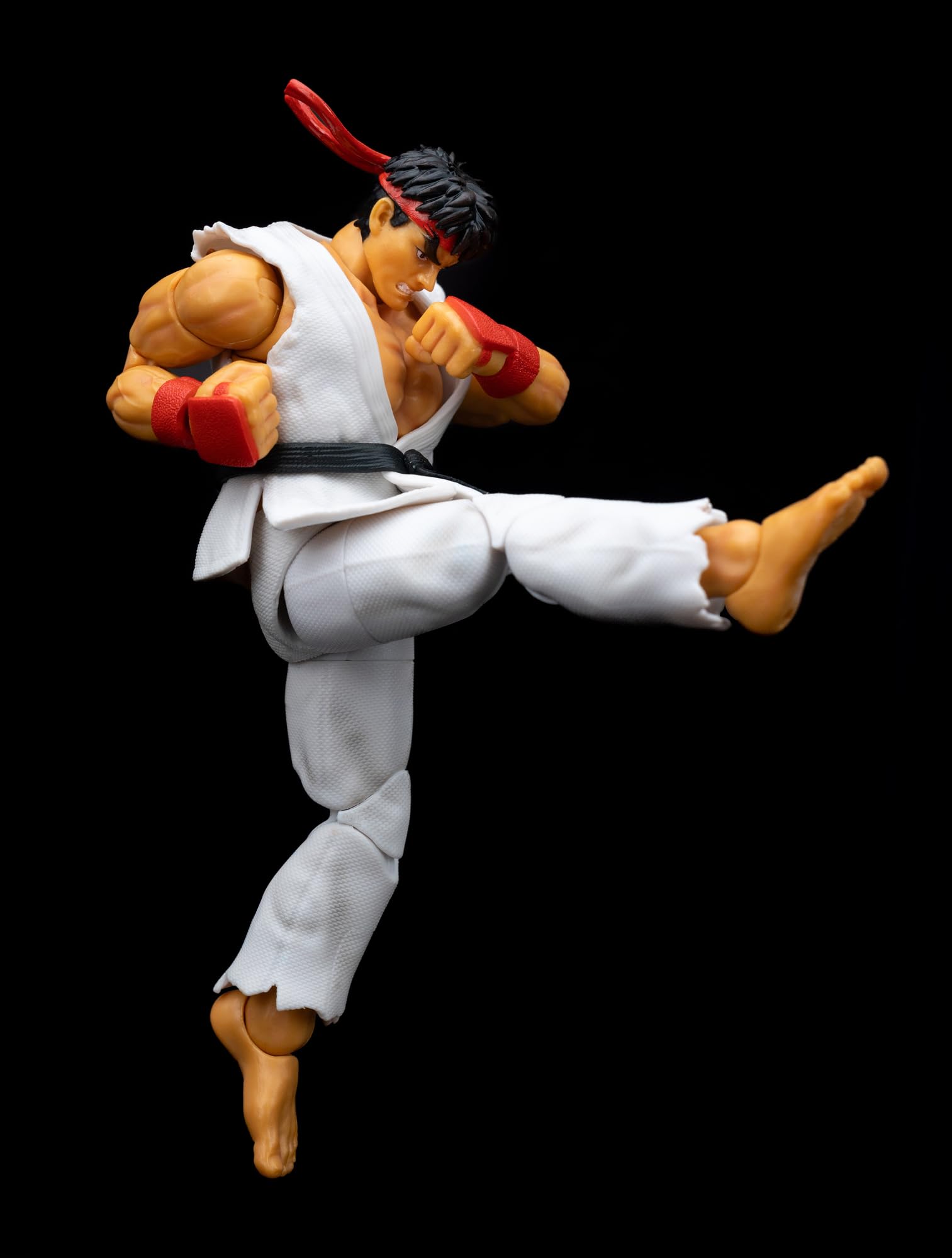 Jada Street Fighter II Ryu Action Figure - 15 cm Articulated Collectible with Interchangeable Hands, Head & Hadoken Accessory 2