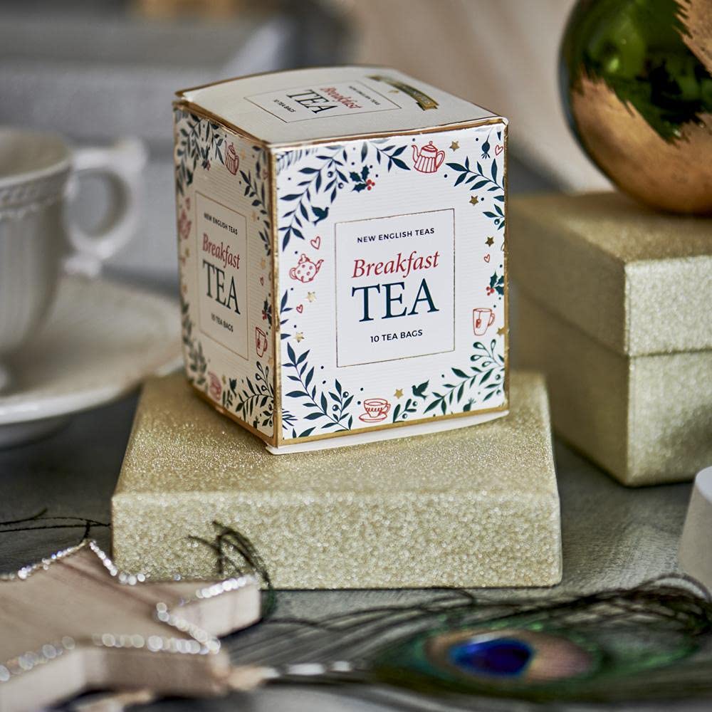 New English Teas White Christmas Tea Gift Box with 10 English Breakfast Teabags 2