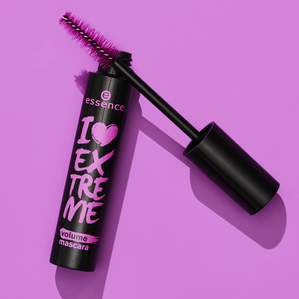 Essence Cosmetics I Love Extreme Volume Mascara - Ultra-Black, Volumizing | 12 ml 6