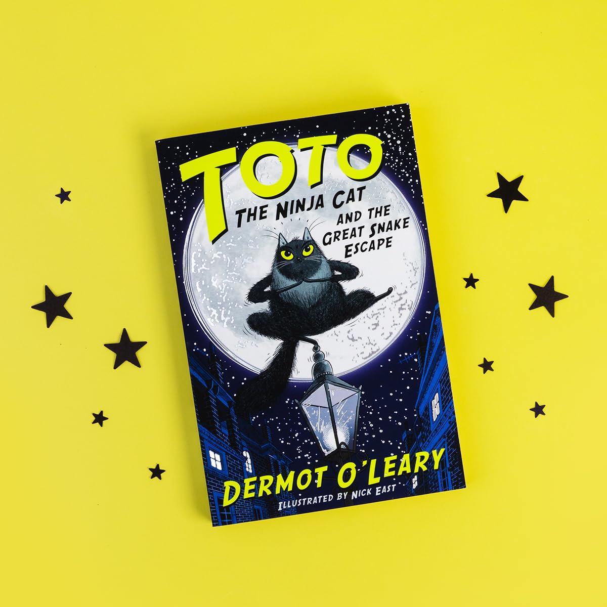 Toto the Ninja Cat and the Great Snake Escape: Book 1 - Paperback | 192 Pages | Ages 5-8 2