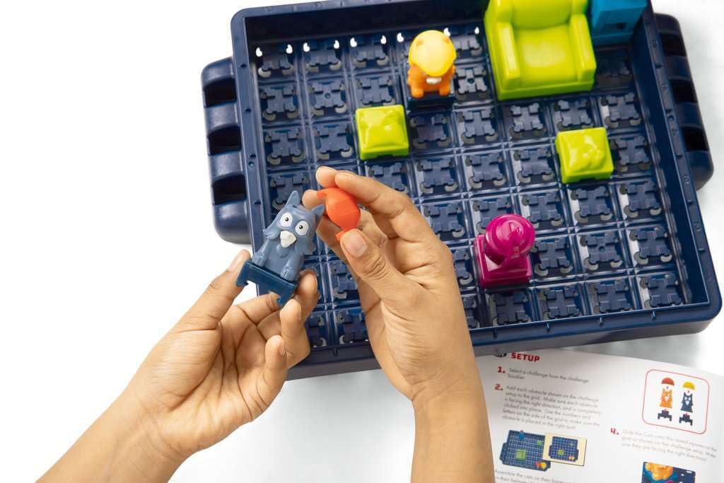ThinkFun Crash Cats Strategy Board Game for Kids and Adults Age 8+ | 1+ Players | 10 Minutes Playtime 5