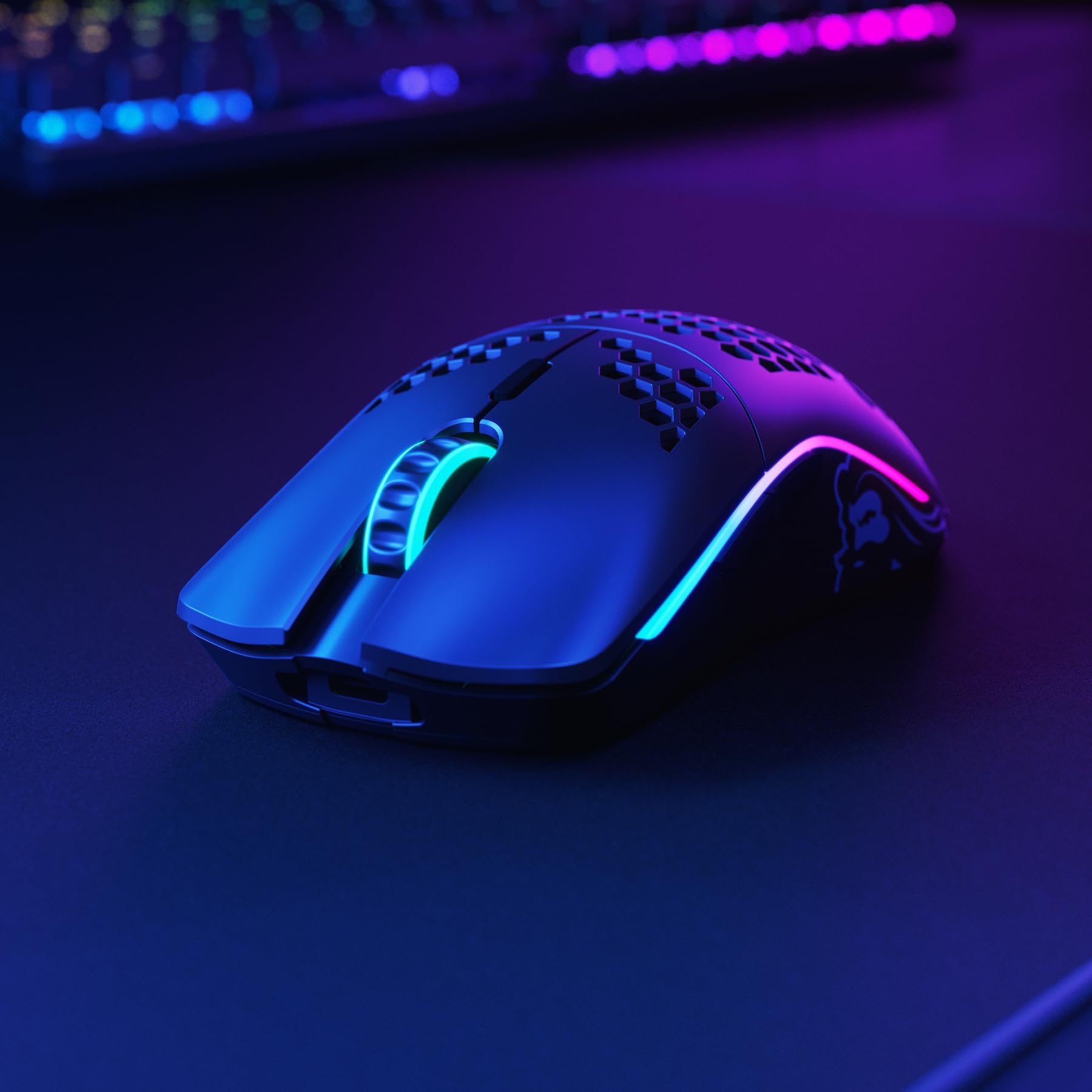 GLORIOUS Model O Wireless Gaming Mouse - 69g Superlight, Honeycomb Design, 19,000 DPI, 71H Battery, RGB, Ambidextrous, 2.4GHz Wireless - Matte Black 4