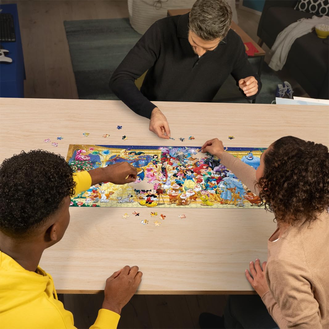 Ravensburger Disney Group Photo 1000-Piece Jigsaw Puzzle 2