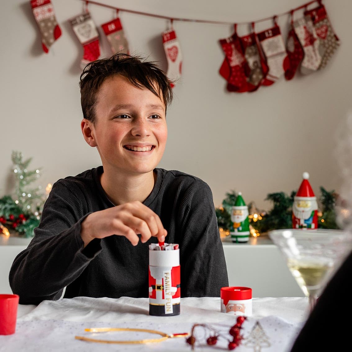 Talking Tables Santa Dipsticks Christmas Game - 80 Sticks, Age 7+