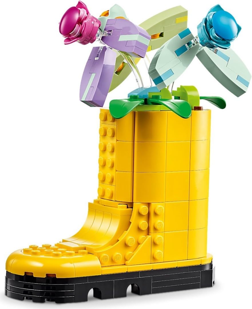 LEGO Creator 3in1 Flowers in Watering Can - Building Set for Kids 8+ 8