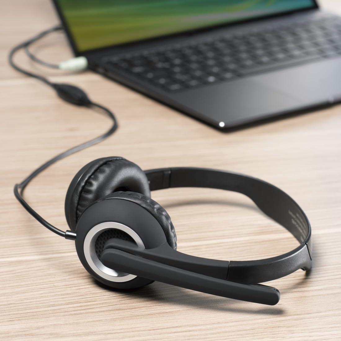 Hama Essential HS 300 Wired On-Ear Stereo Gaming Headset with Microphone | Black | Plastic 8
