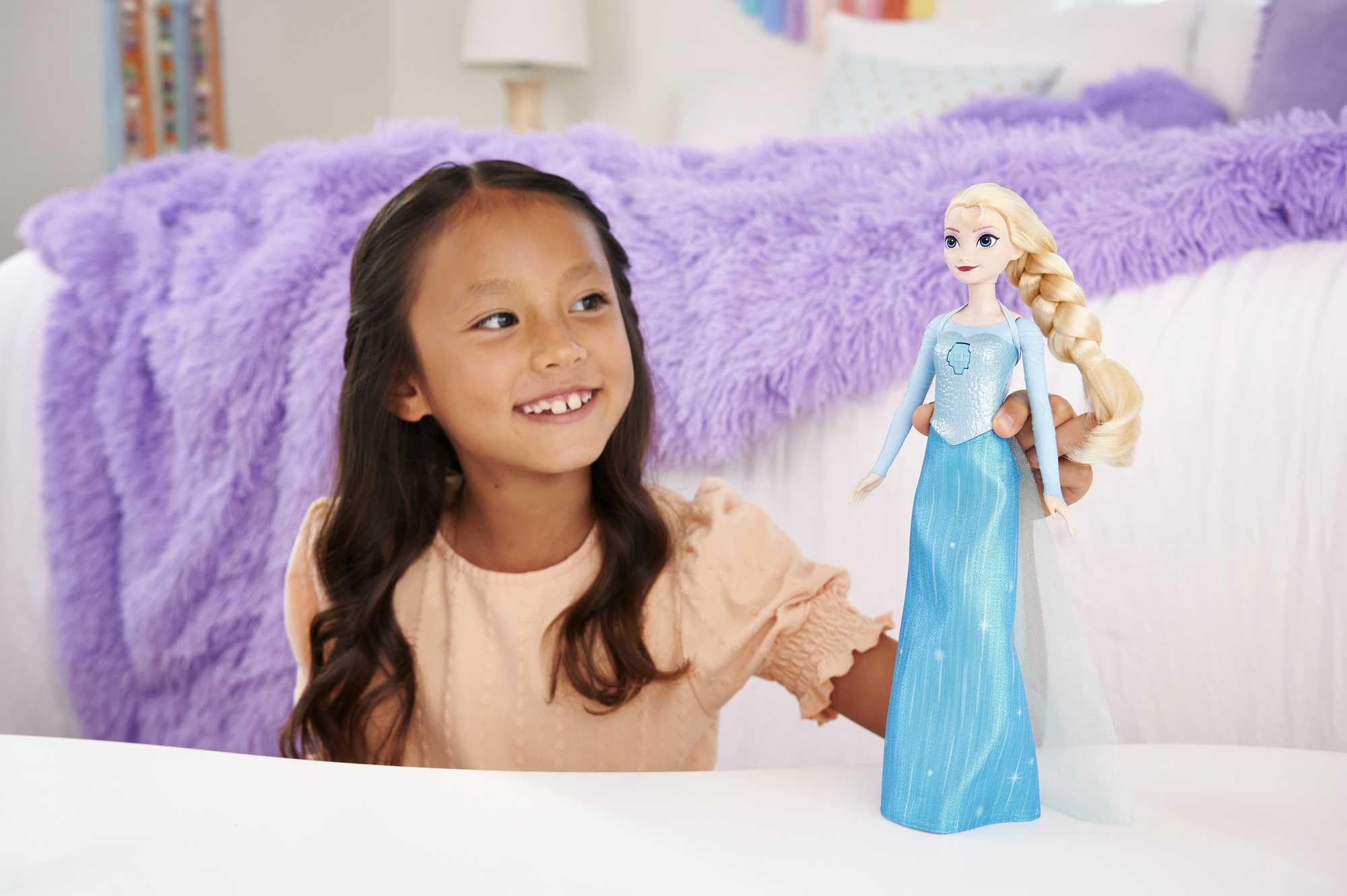 Mattel Disney Frozen Singing Elsa Fashion Doll - Sings 'Let It Go' in 4 Languages | 30cm Tall | Ages 3+ 2