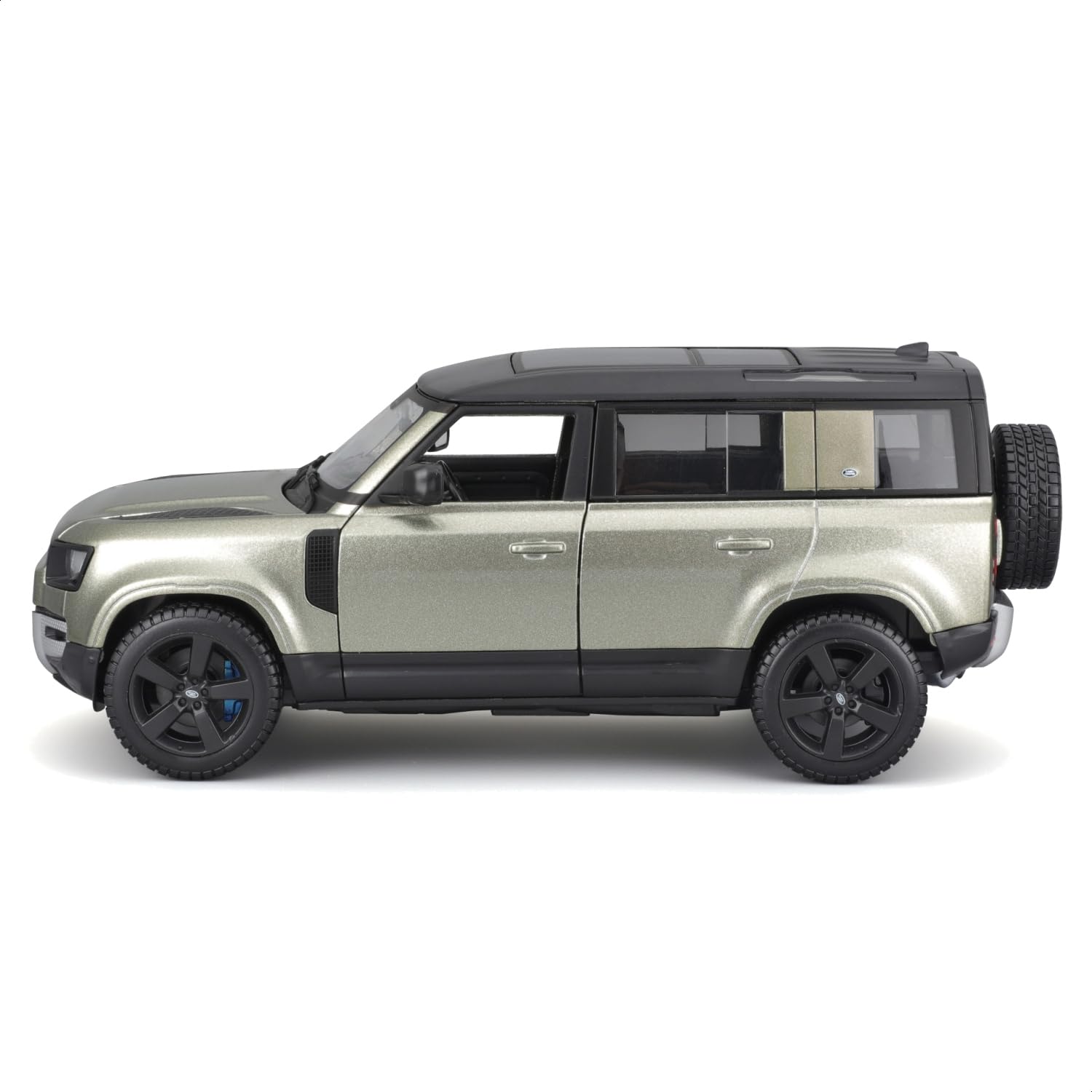 Bburago Land Rover Defender 110 (2022) Diecast Model | 1:24 Scale | Opening Doors 6