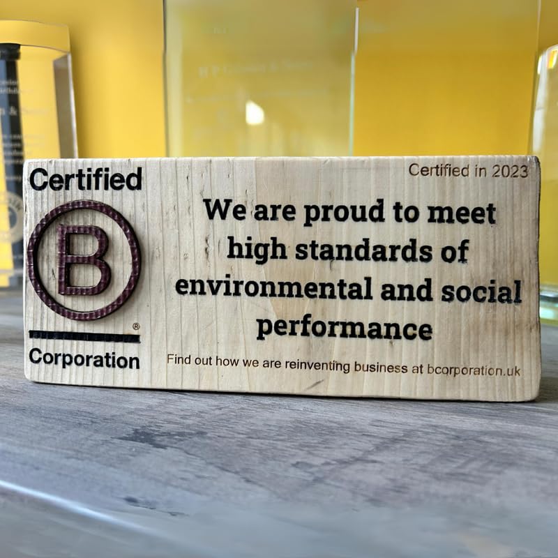 Gibsons River Retreat 500 Piece Jigsaw Puzzle | Artwork by Greg Giordano | 48 x 34 cm 9