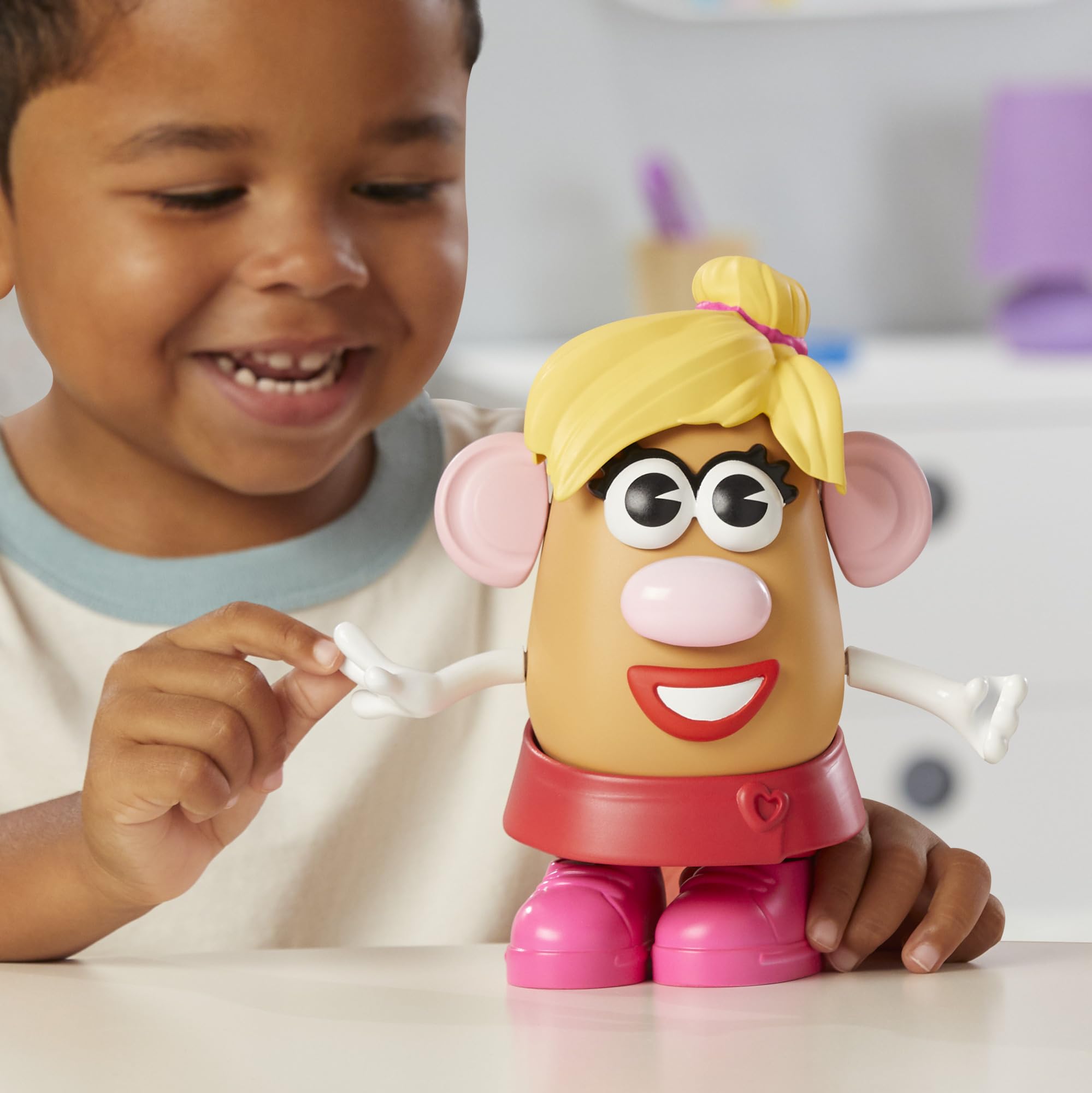 Mr. Potato Head Mrs. Potato Head - Mix and Mash Fun | Ages 2+ | 12 Pieces 3