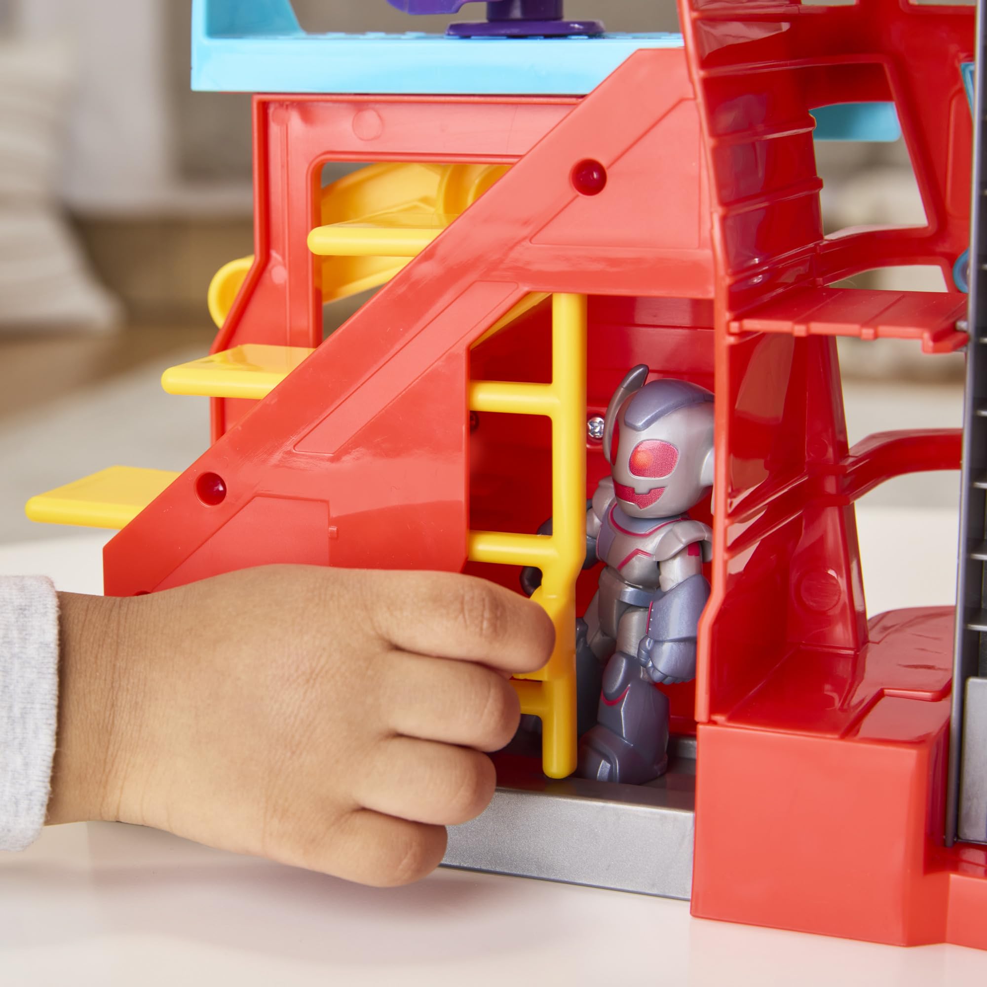 Marvel Press Iron Man and His Awesome Friends Iron Quarters Playset | Ages 3+ | 2 Figures Included 8