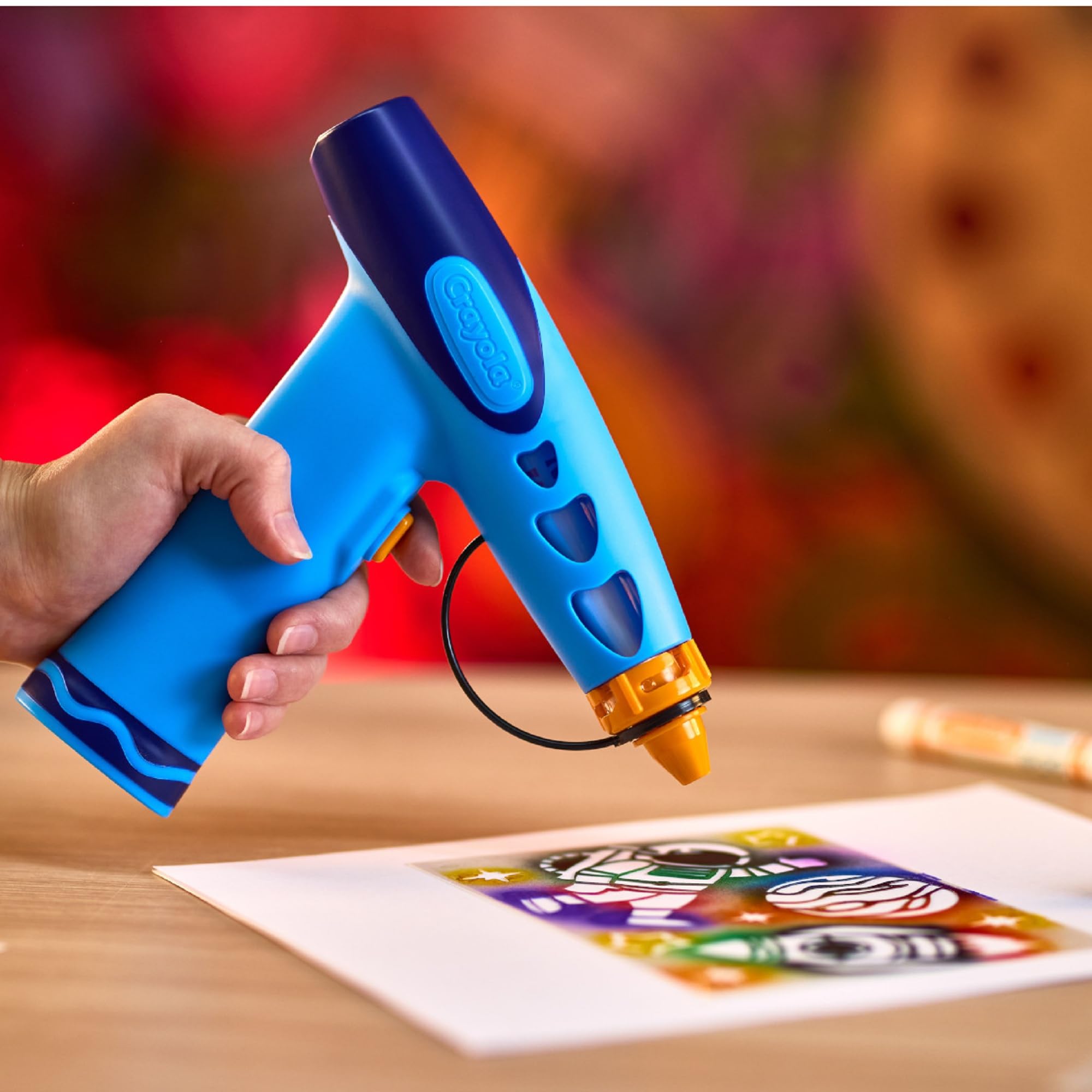 CRAYOLA Marker Airbrush - Spray Art Creation | Includes 8 Washable Markers & Stencils | Ages 6+