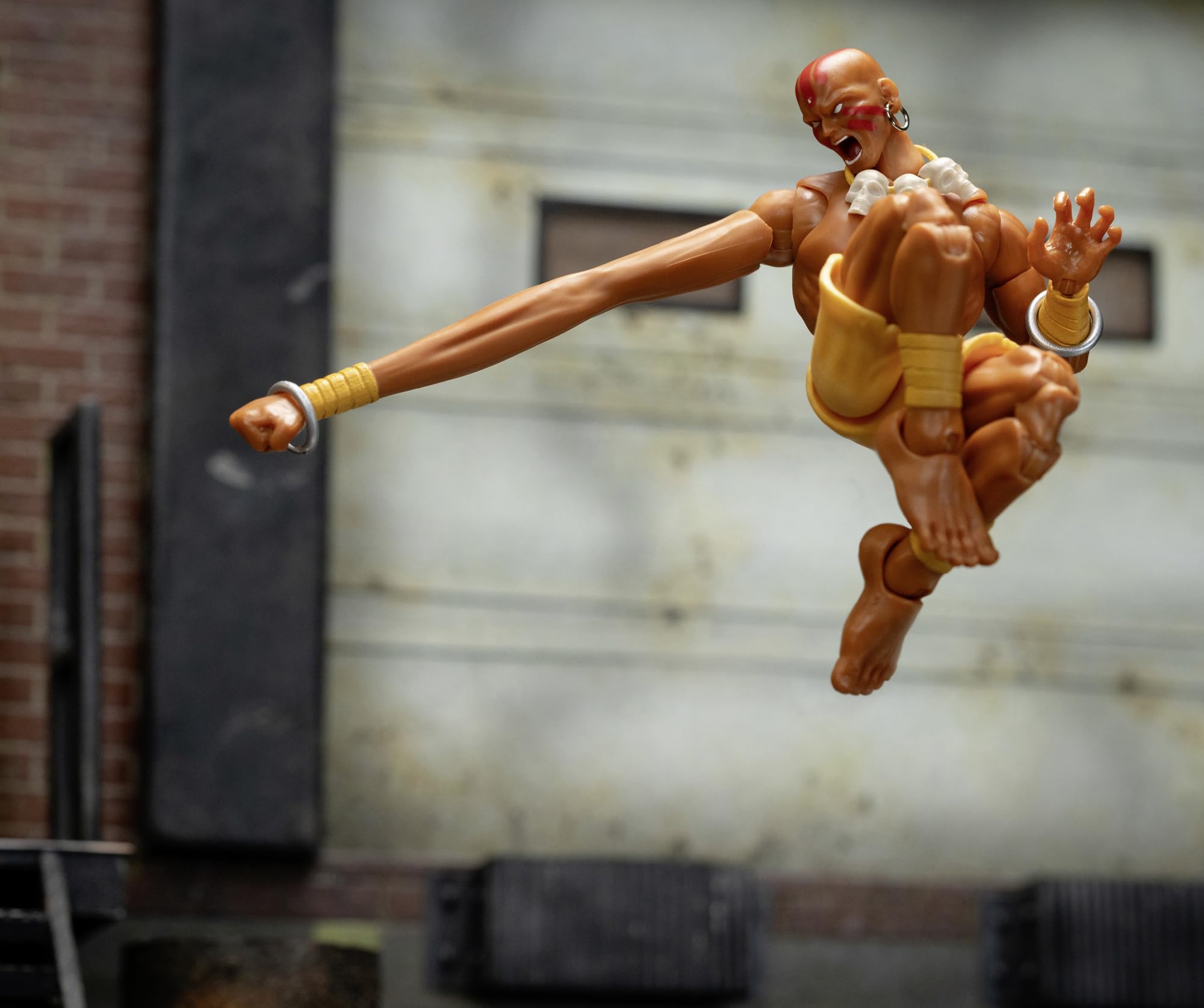 Jada Street Fighter Dhalsim Deluxe Collector Action Figure | 6-Inch (15 cm) | 1:12 Scale | 20+ Points of Articulation 4