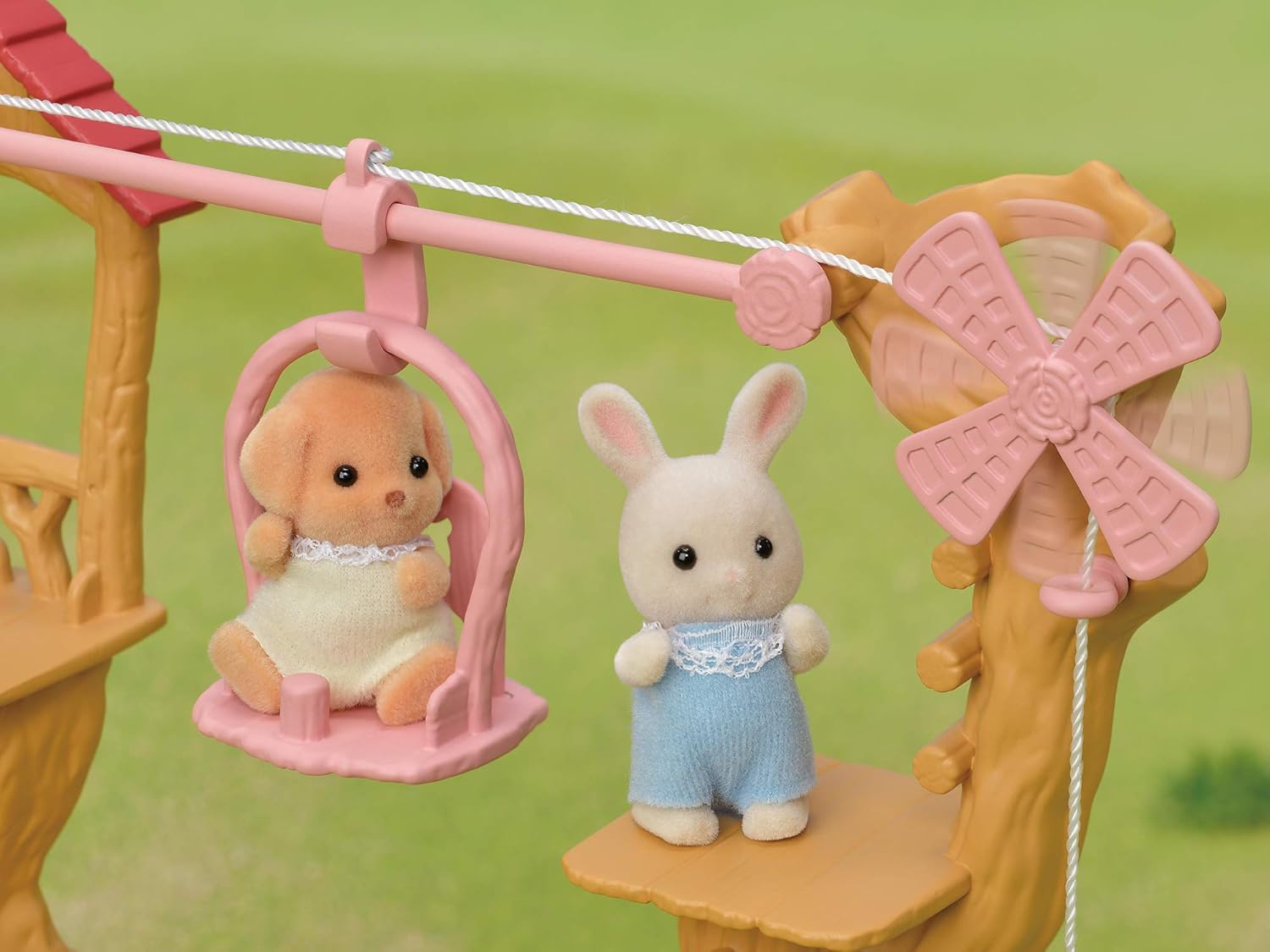 Sylvanian Families Baby Ropeway Park Playset - Ropeway Adventure with Milk Rabbit Baby 2