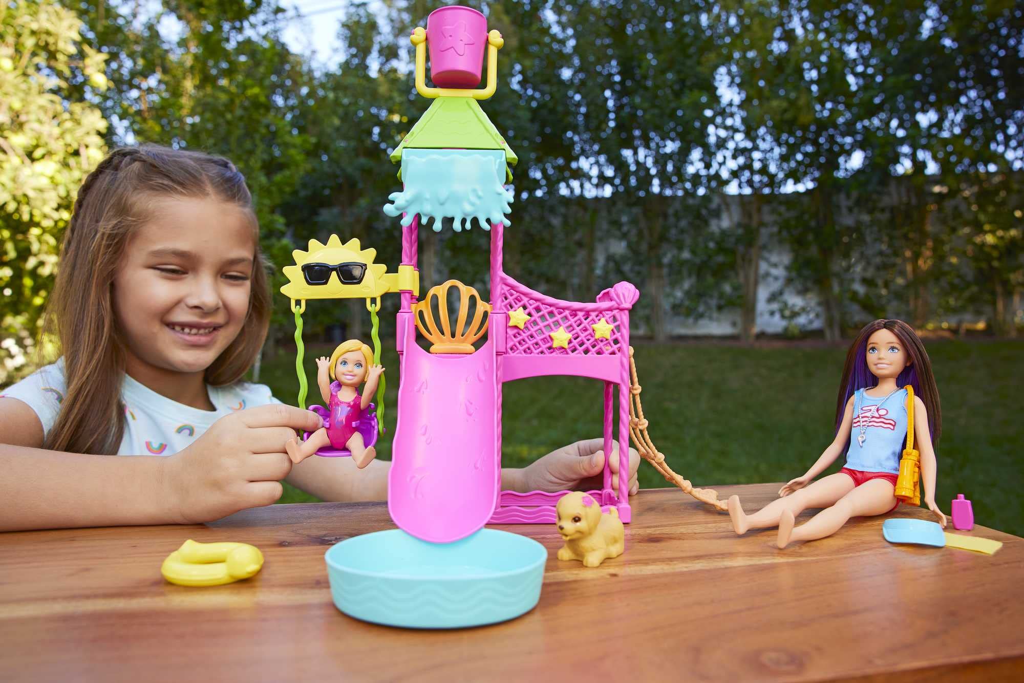 Barbie Skipper Doll and Waterpark Playset with Working Water Slide, Puppy Squirt-Toy, 5+ Accessories | Ages 3+ | HKD80 2