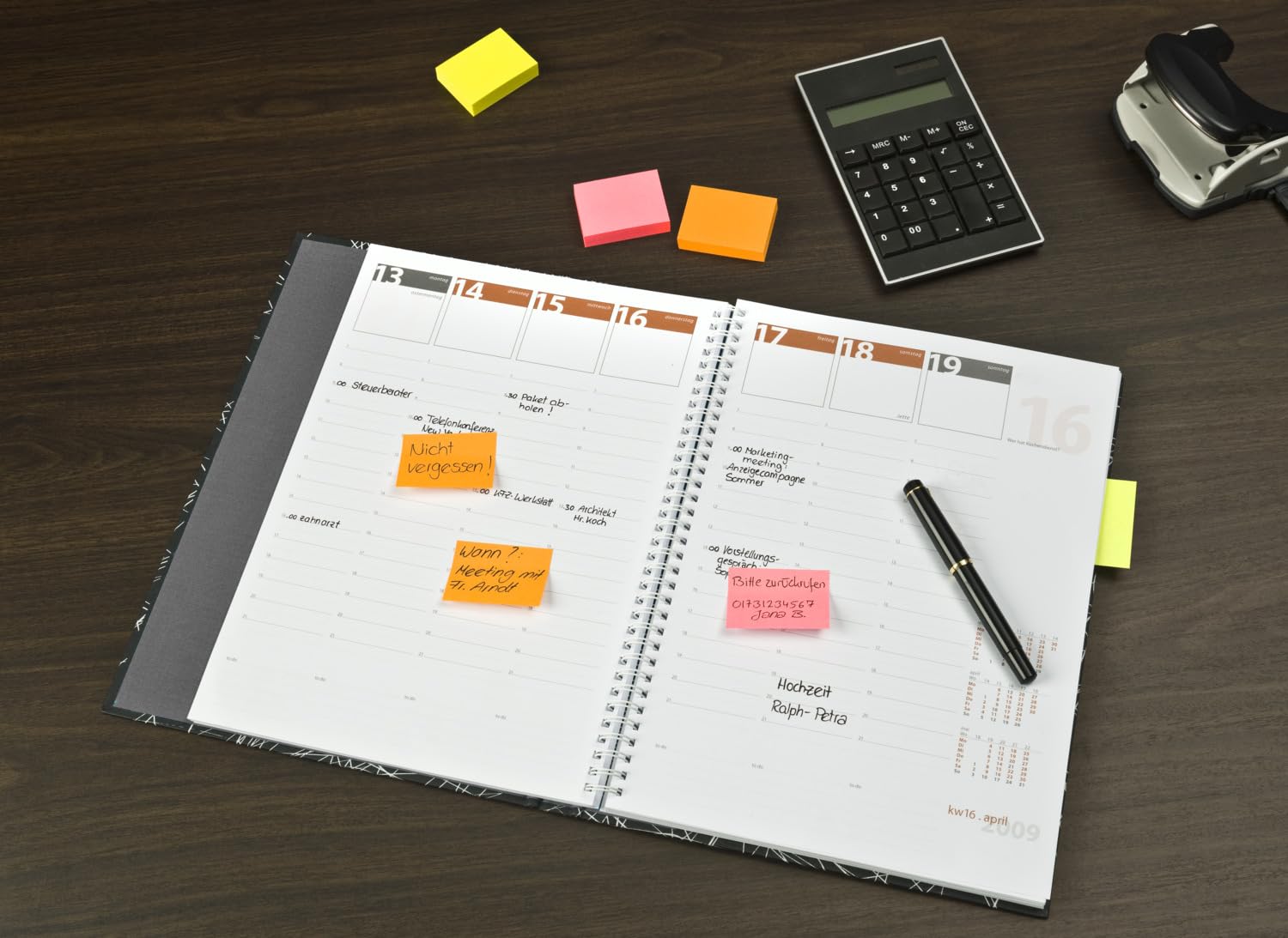Post-it 6812P Self-Stick Notes - 51 x 38 mm | Neon Colour | Extra Eye-Catching 3