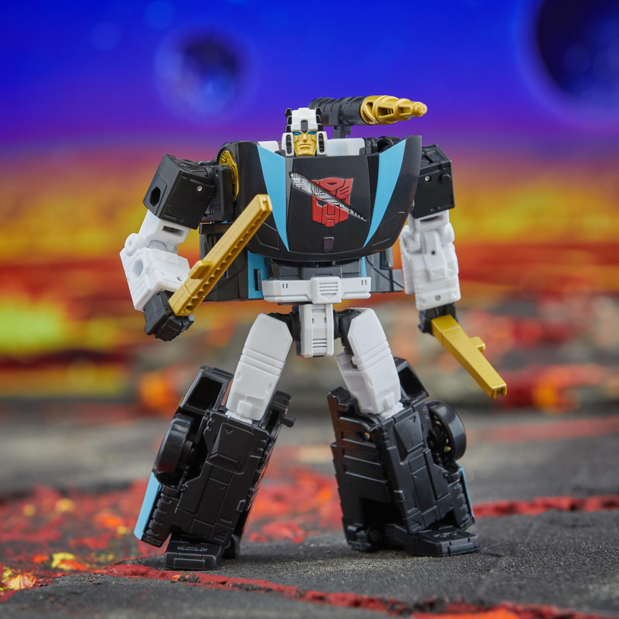 Transformers Legacy Deluxe Class Armada Universe Wheeljack Action Figure | 5.5-inch | 16 Steps 4