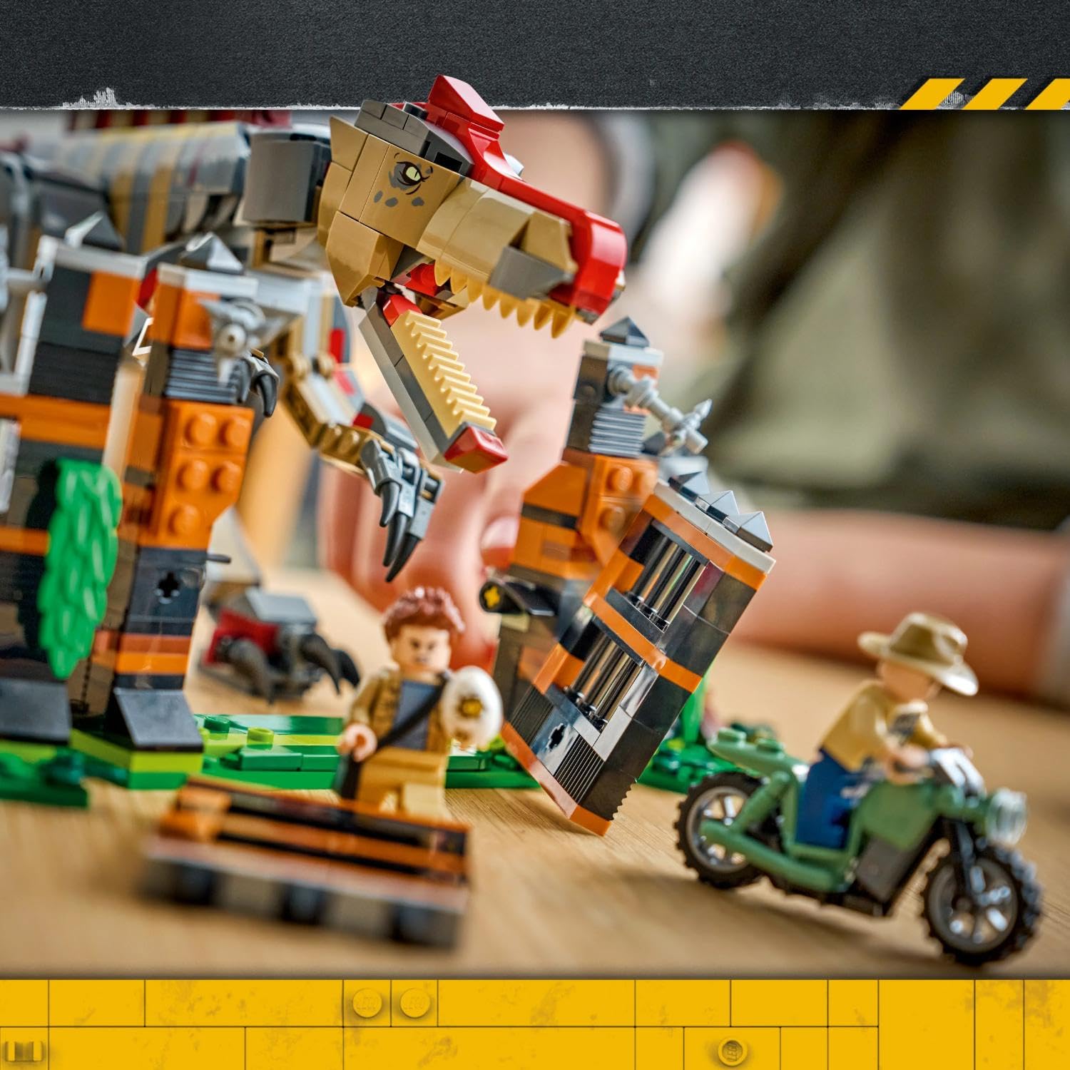 LEGO Jurassic World Spinosaurus Dinosaur Escape Building Set (Ages 9+) - Interactive Dinosaur Toy with Breakable Gate