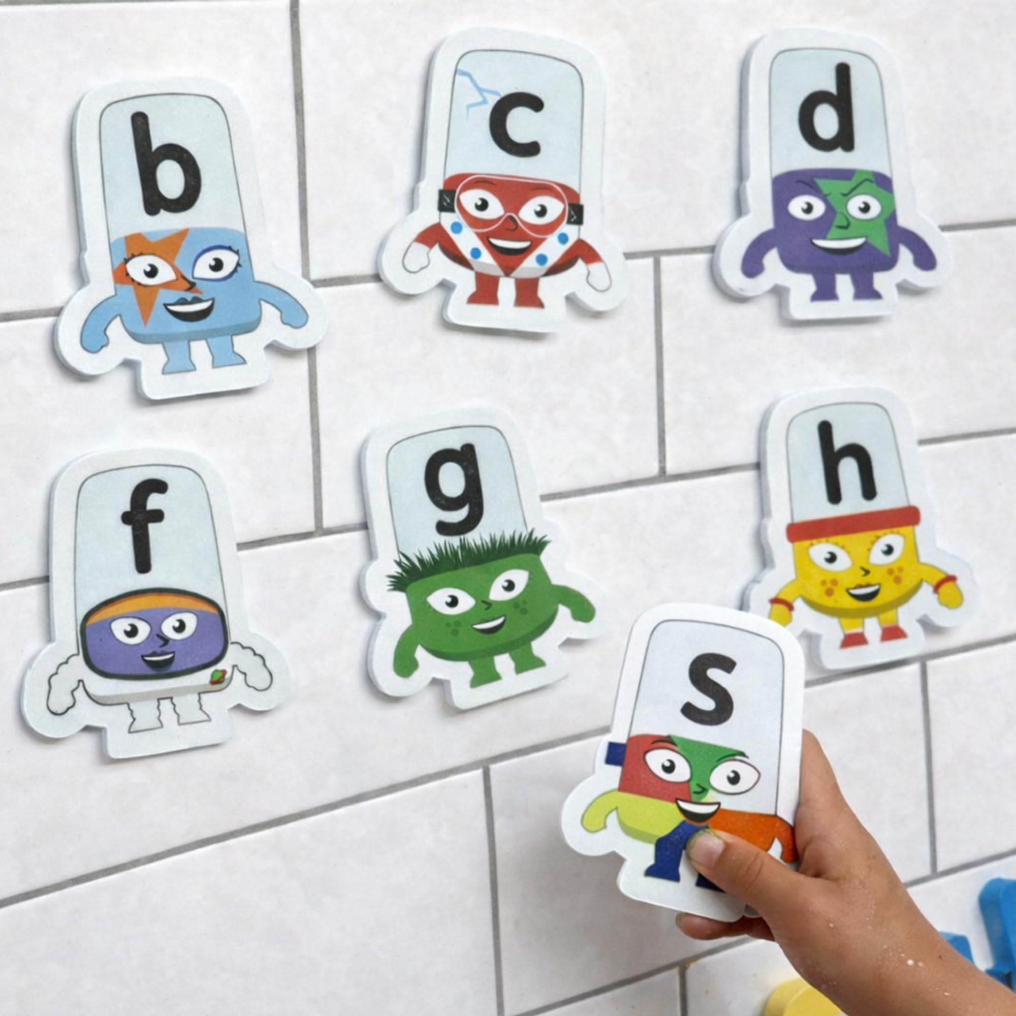 Alphablocks Bath Foam Letters - 26 Floating Phonics Toys for Toddlers & Kids 9