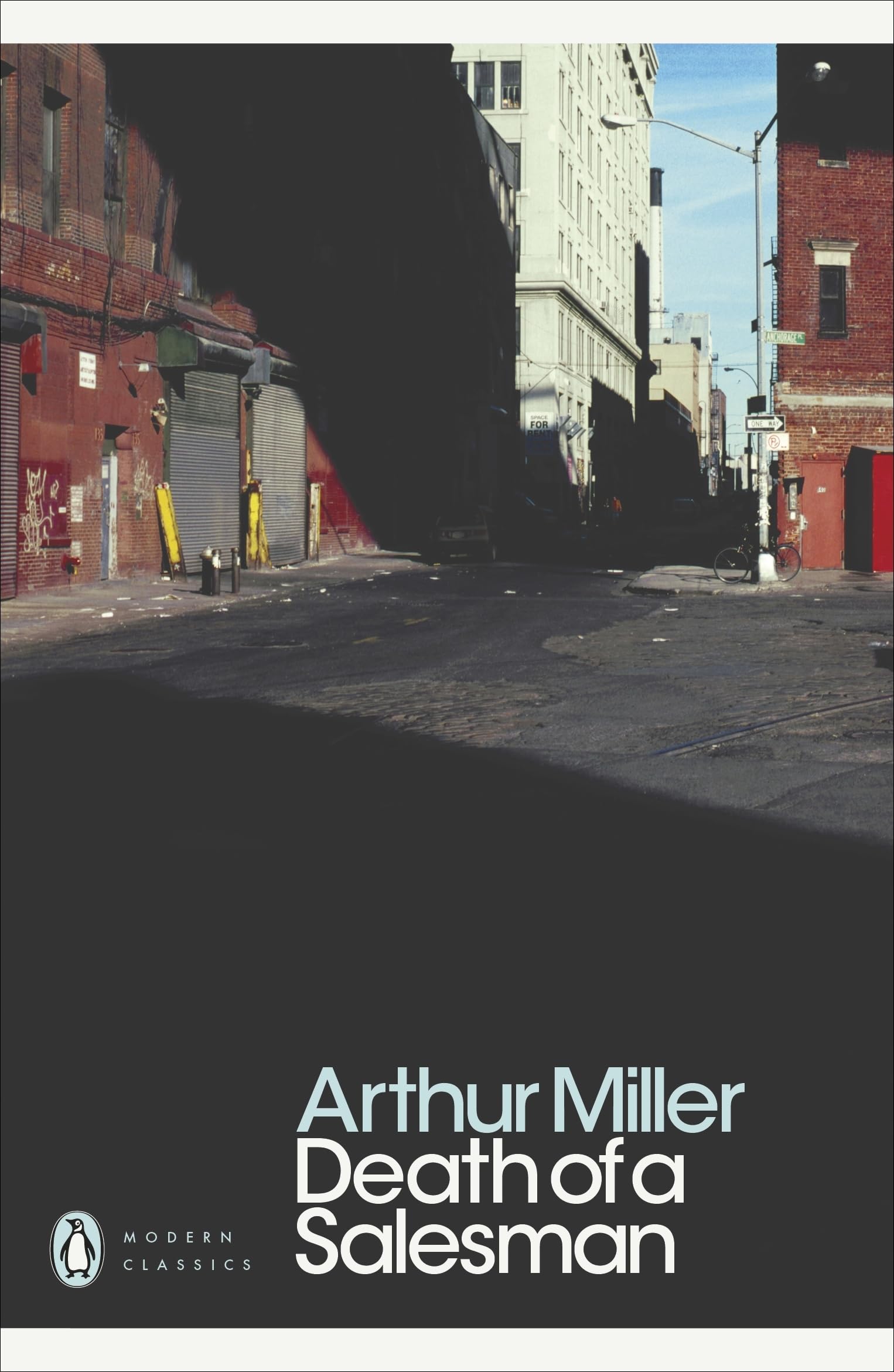 Arthur Miller - Death of a Salesman: Certain Private Conversations in Two Acts and a Requiem [Paperback] 1