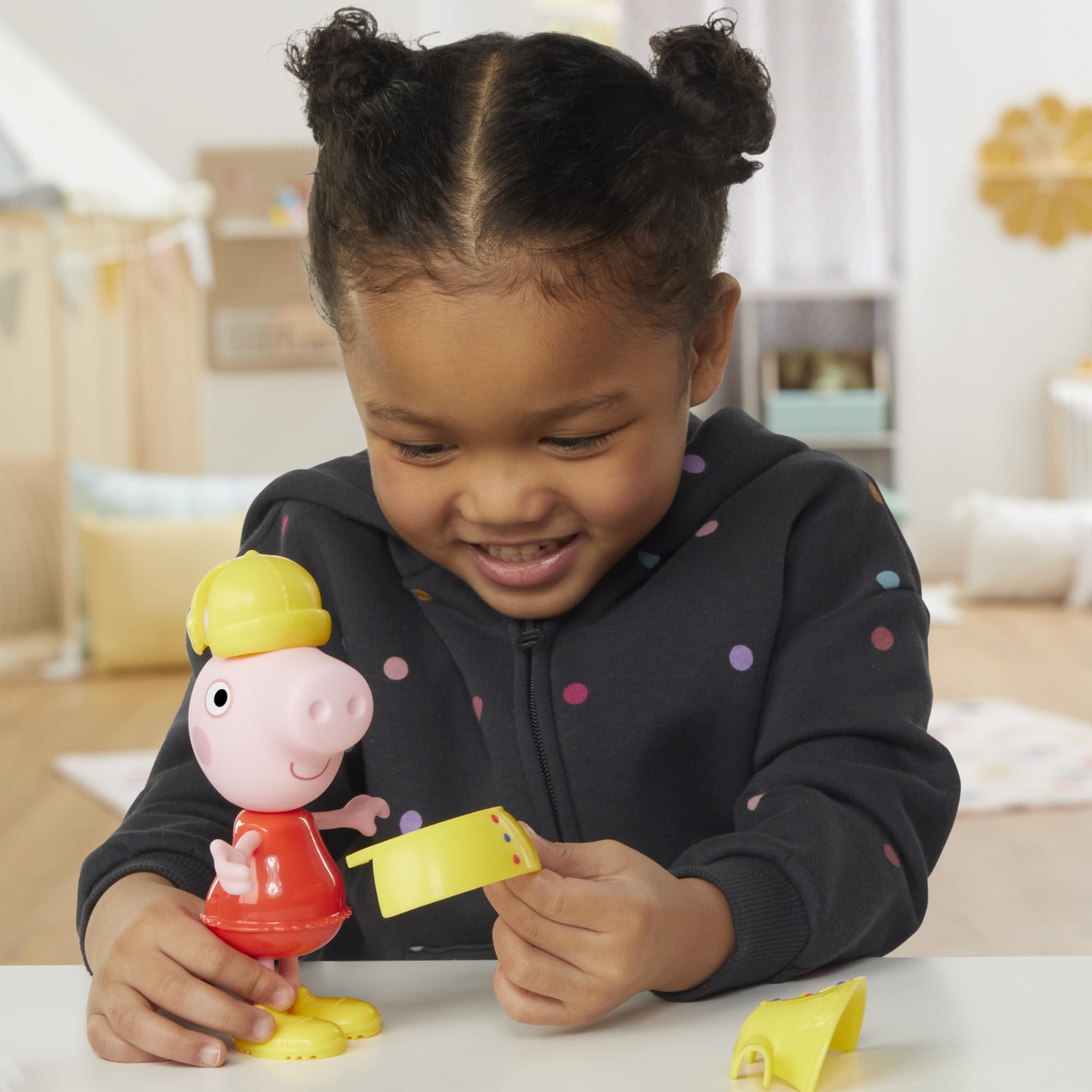 Peppa Pig Dress-Up Figure - 15 cm Doll with 6 Rain & Snow Accessories for Imaginative Play 8