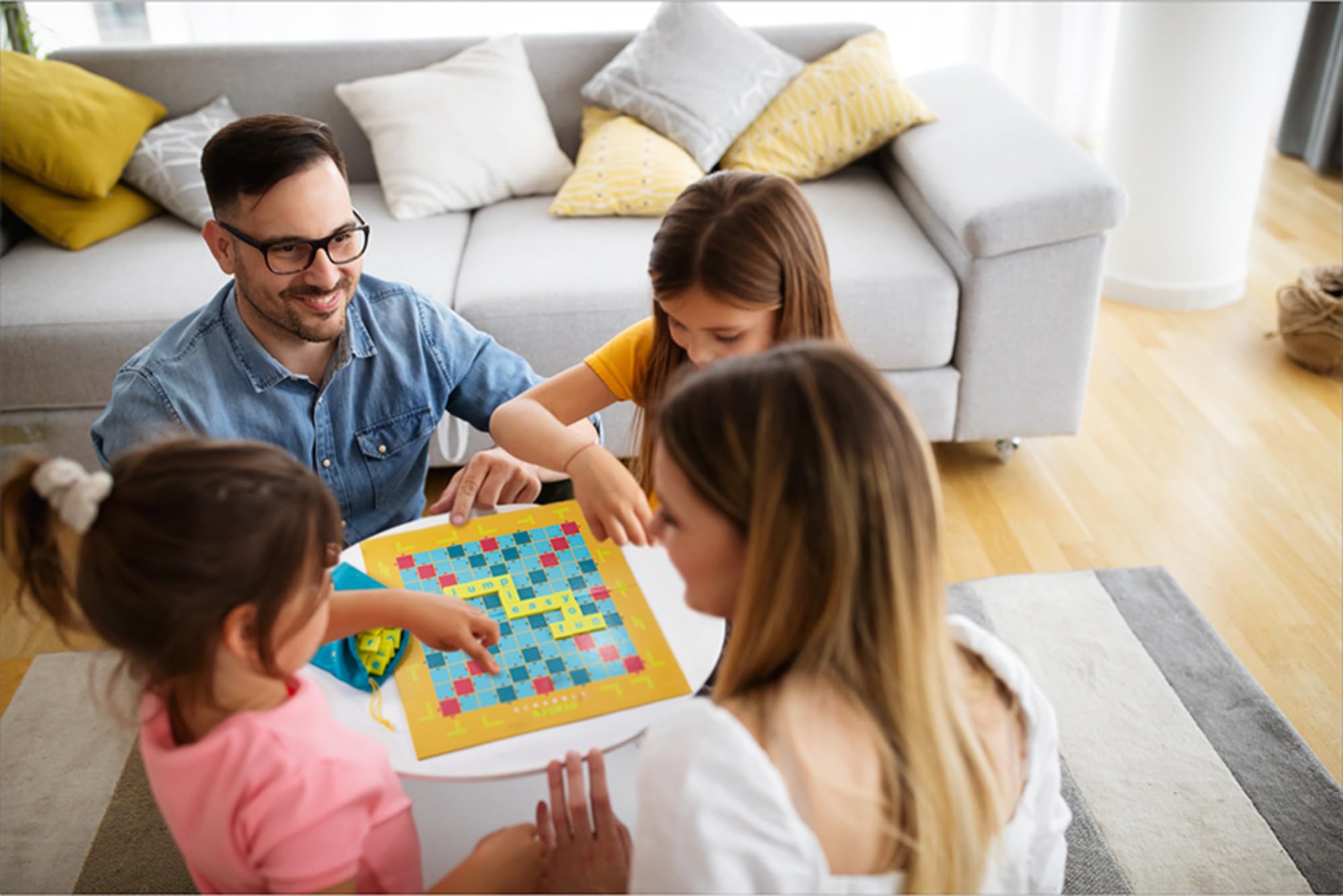 Mattel Games Scrabble Junior Board Game - 2-in-1 Play for Ages 5+ | Multicolor Plastic 6