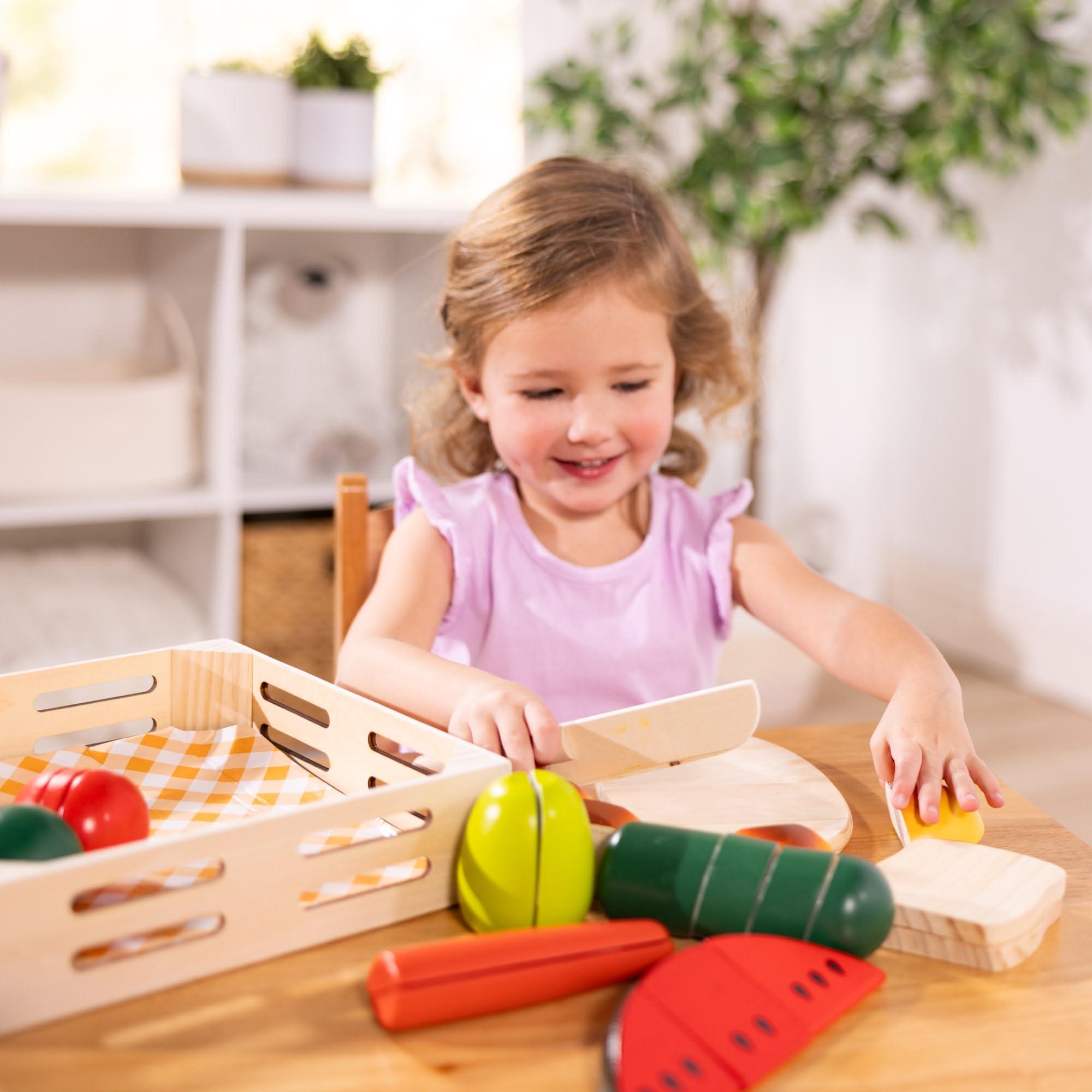 Melissa & Doug Cutting Food Play Food Set with Wooden Pieces, Knife, Cutting Board for Ages 3+