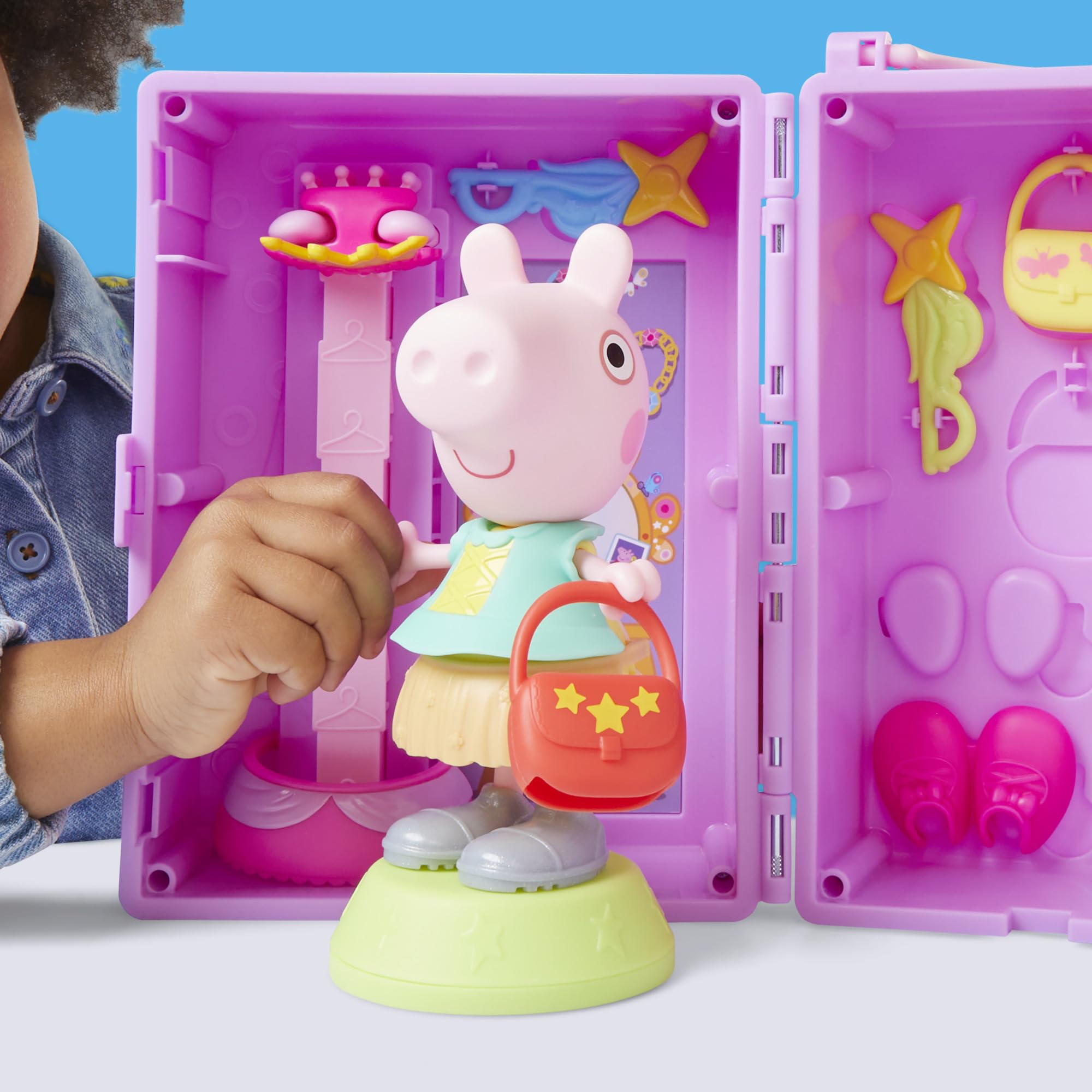 Peppa Pig Peppa's Dress-Up Wardrobe Playset - 15cm Figure | 14 Accessories | Ages 3+ 3