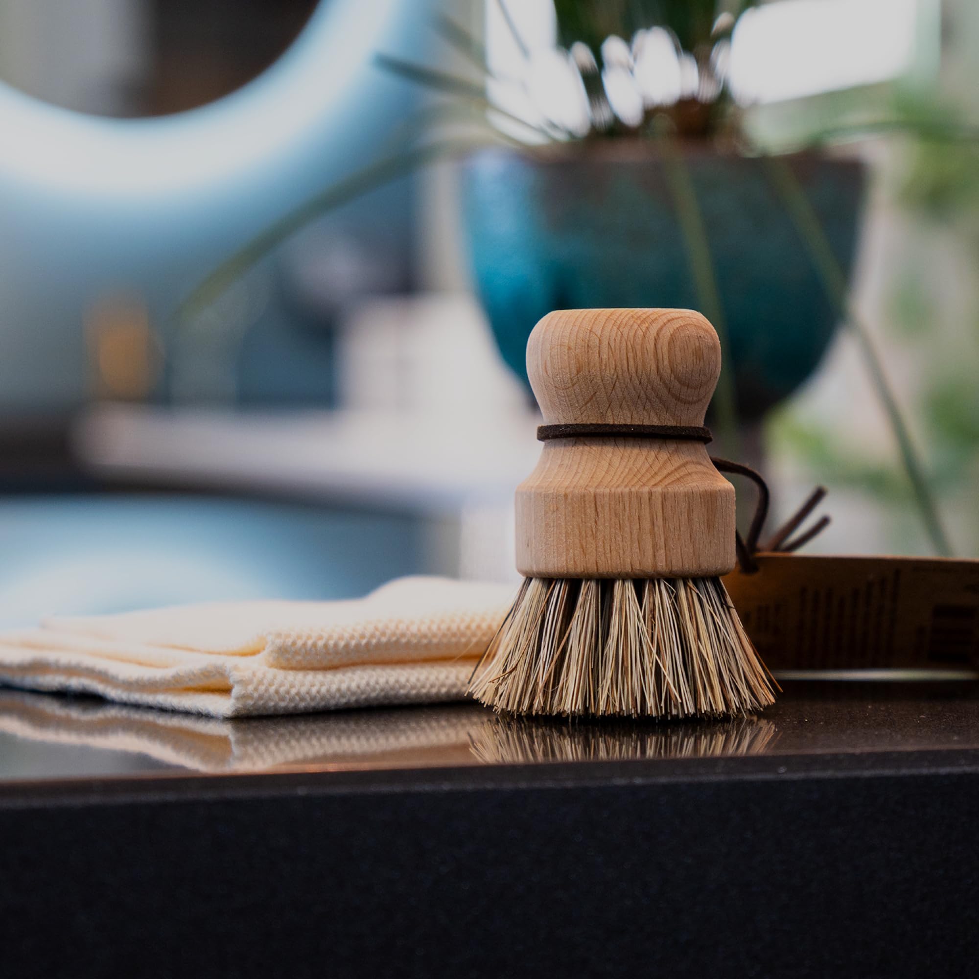ENA Living Wooden Pot Brush - Sustainable Beechwood & Coconut Fiber | 9x6 cm 6