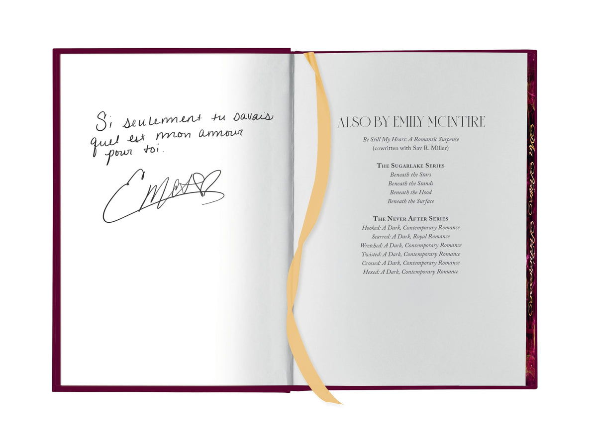 Crossed (Collector's Edition) (Never After) - Hardcover, 416 Pages