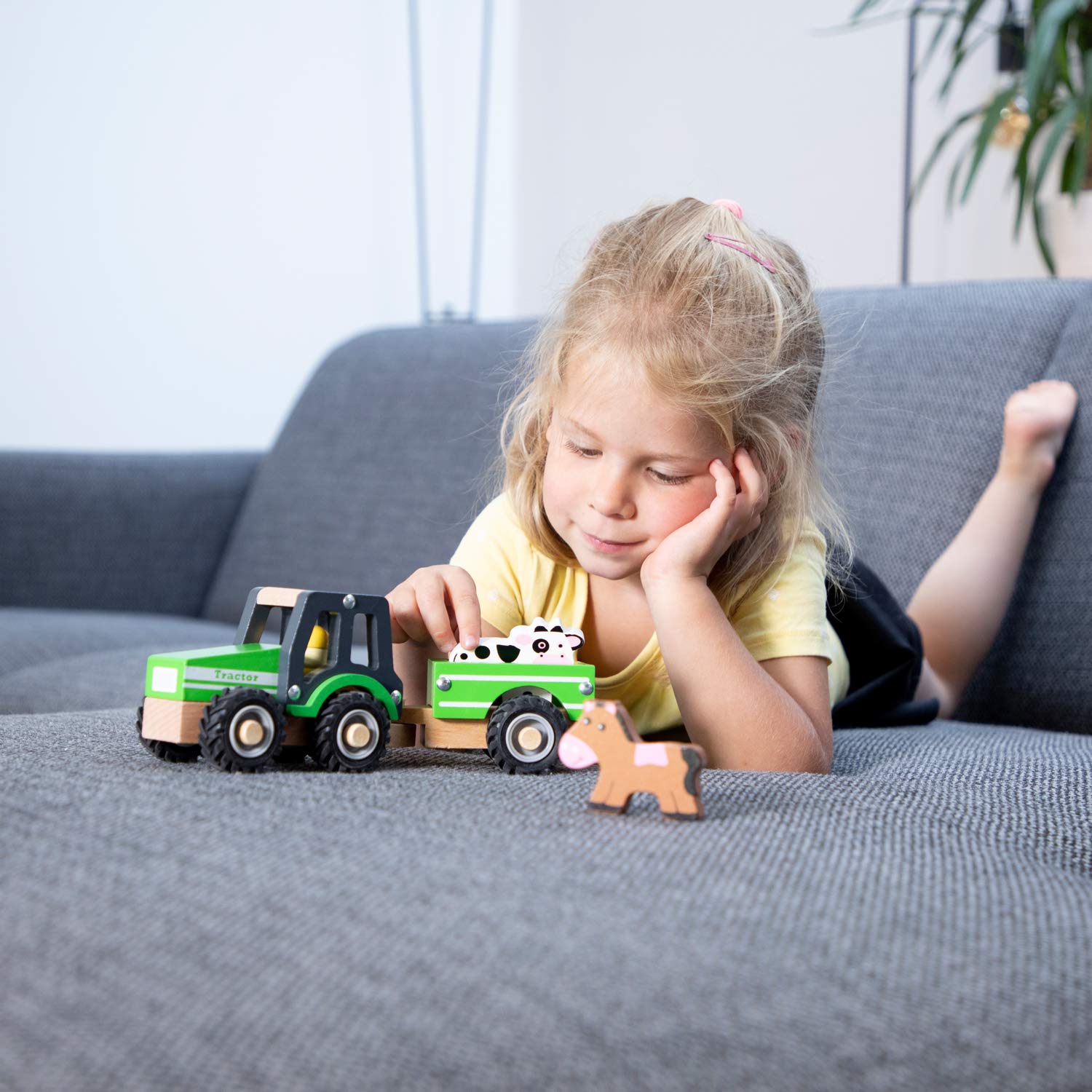 Woet 11941 Wooden Tractor with Trailer and Animals | Green | Ages 18 Months+