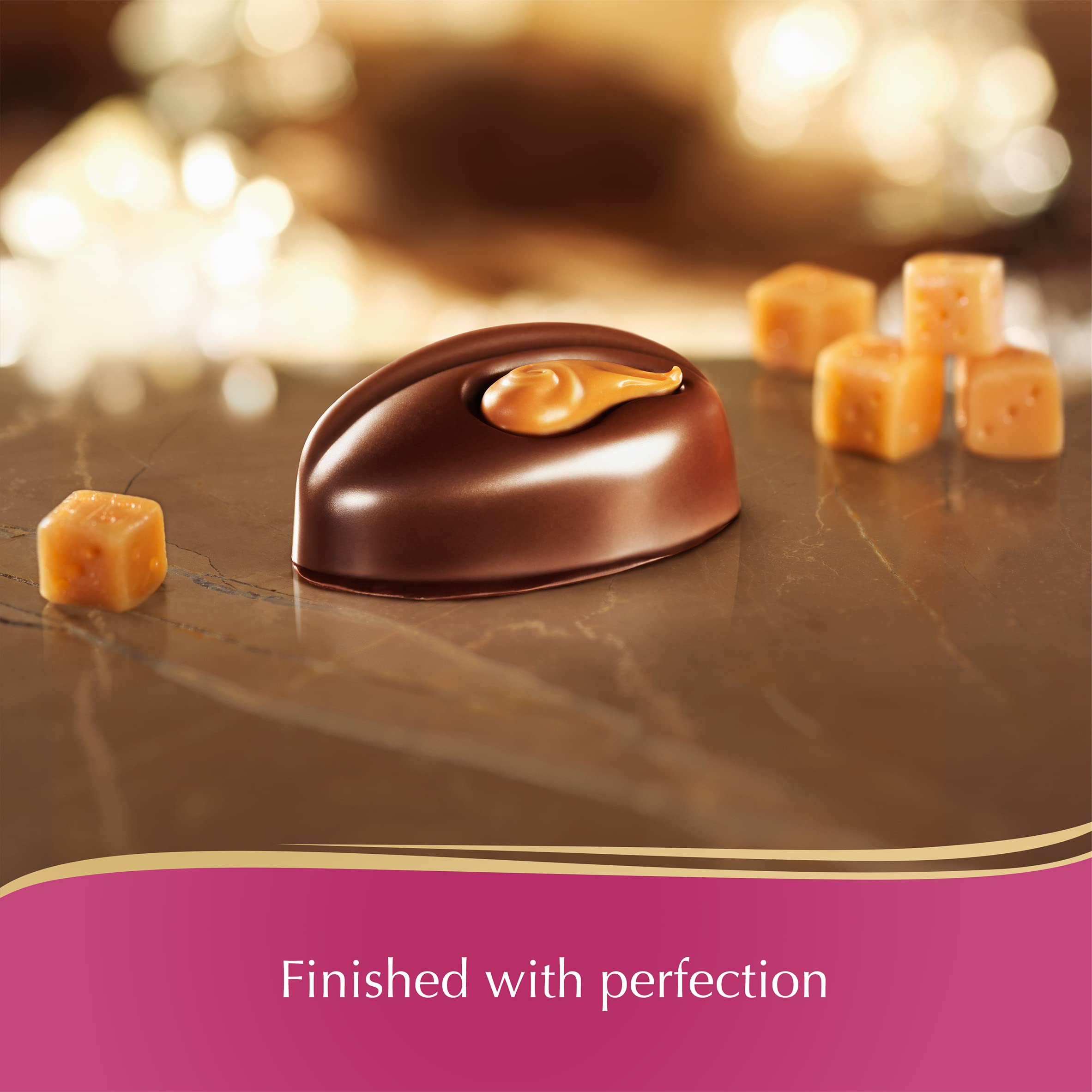 Lindt Master Chocolatier Collection - 184g Medium Gift Box | Assorted Milk, Dark & White Pralines