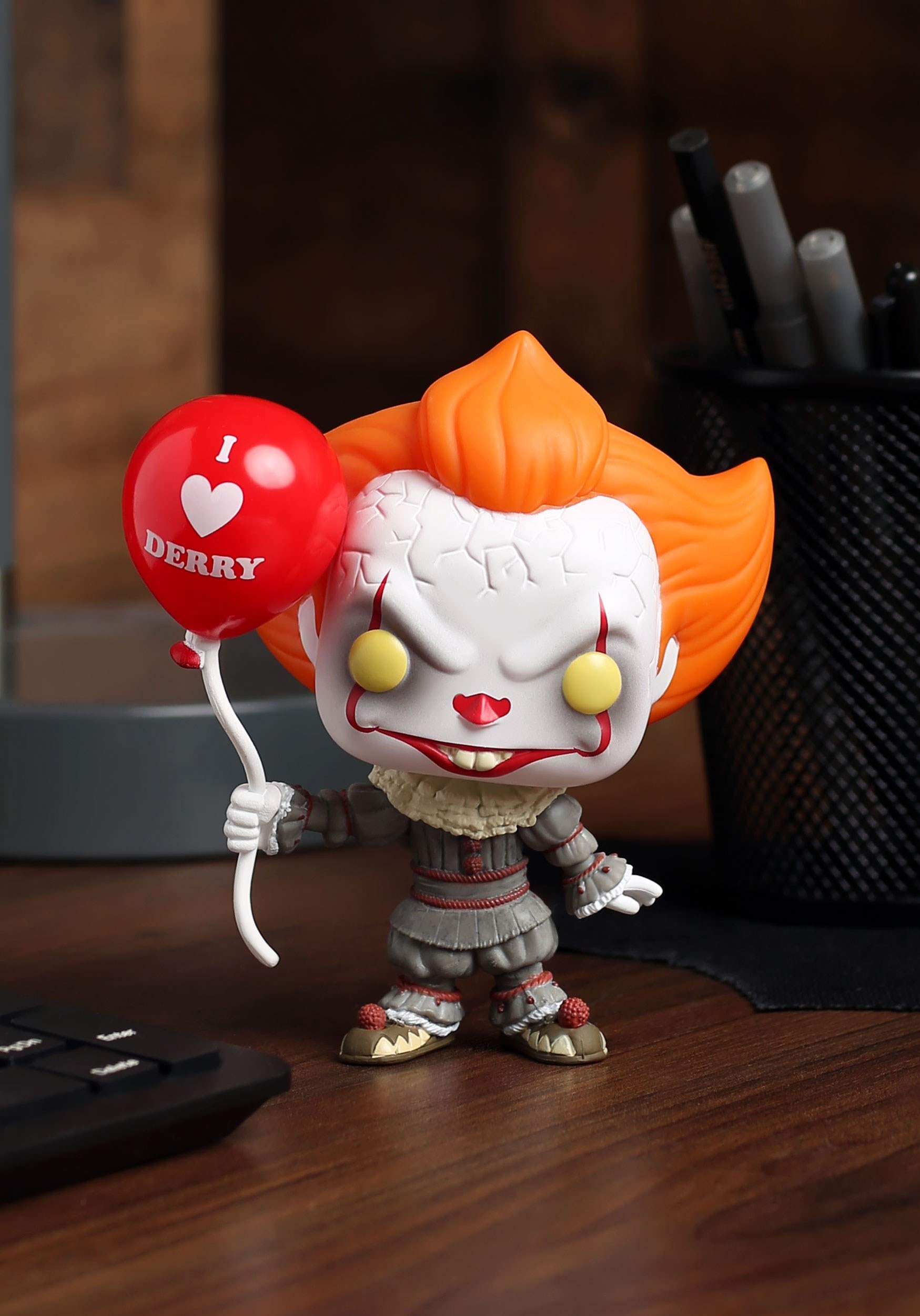 Funko Pop! Movies: IT Chapter 2 - Pennywise with Balloon Vinyl Figure 7