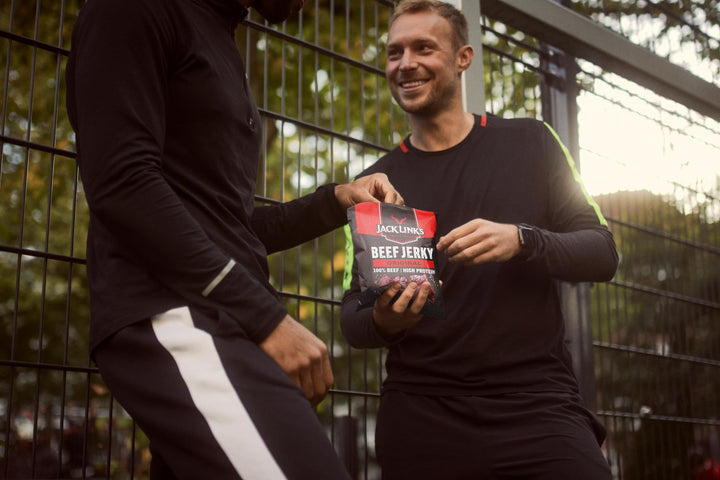 Jack Link's Beef Jerky, Teriyaki Flavour, Multipack of 12 x 25g Bags, High Protein Meat Snack, Made with Premium Beef