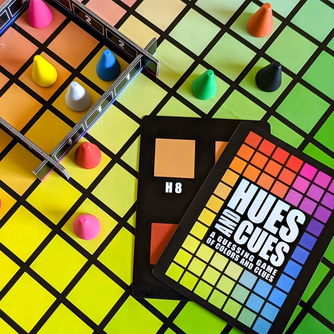 USAopoly Hues and Cues Multilingual Board Game | 3-10 Players | 30 Min Playtime | Ages 8+ 3