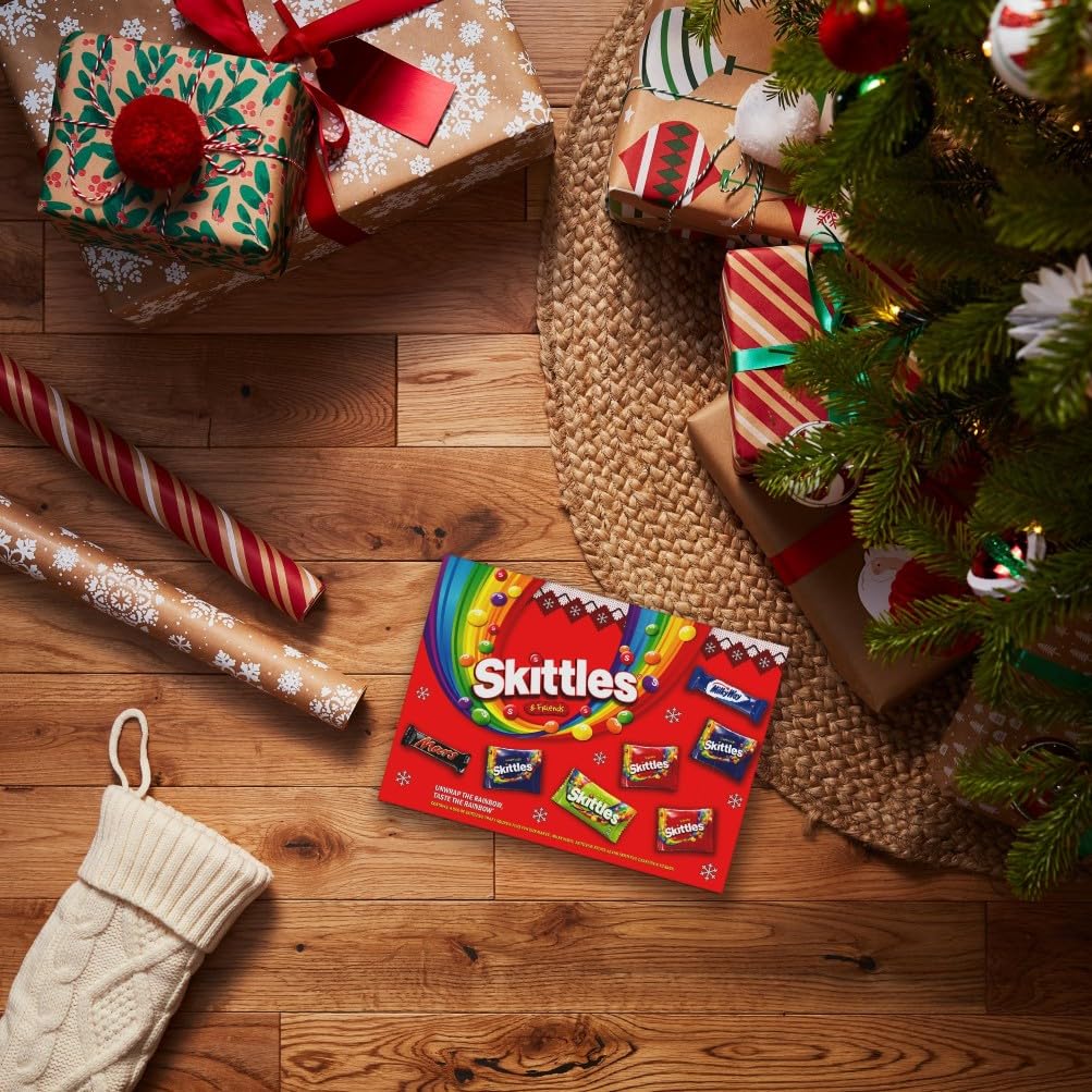 Skittles & Friends Christmas Sweets Selection Gift Box, 105.5g 5