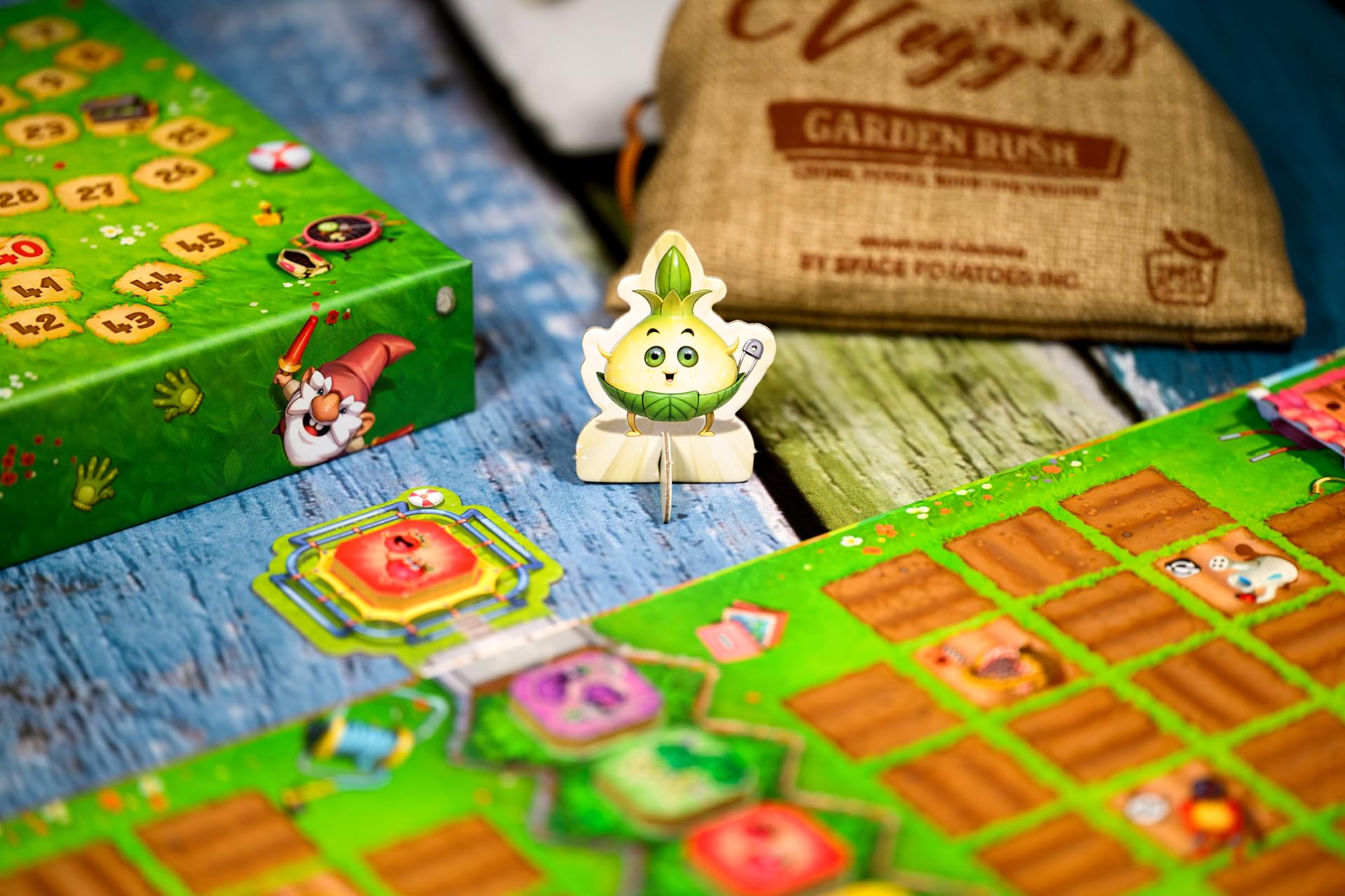 SPACE Cowboys Garden Rush Board Game | Tile Placement Strategy | 2 Players | Ages 10+ | 30 Min 6