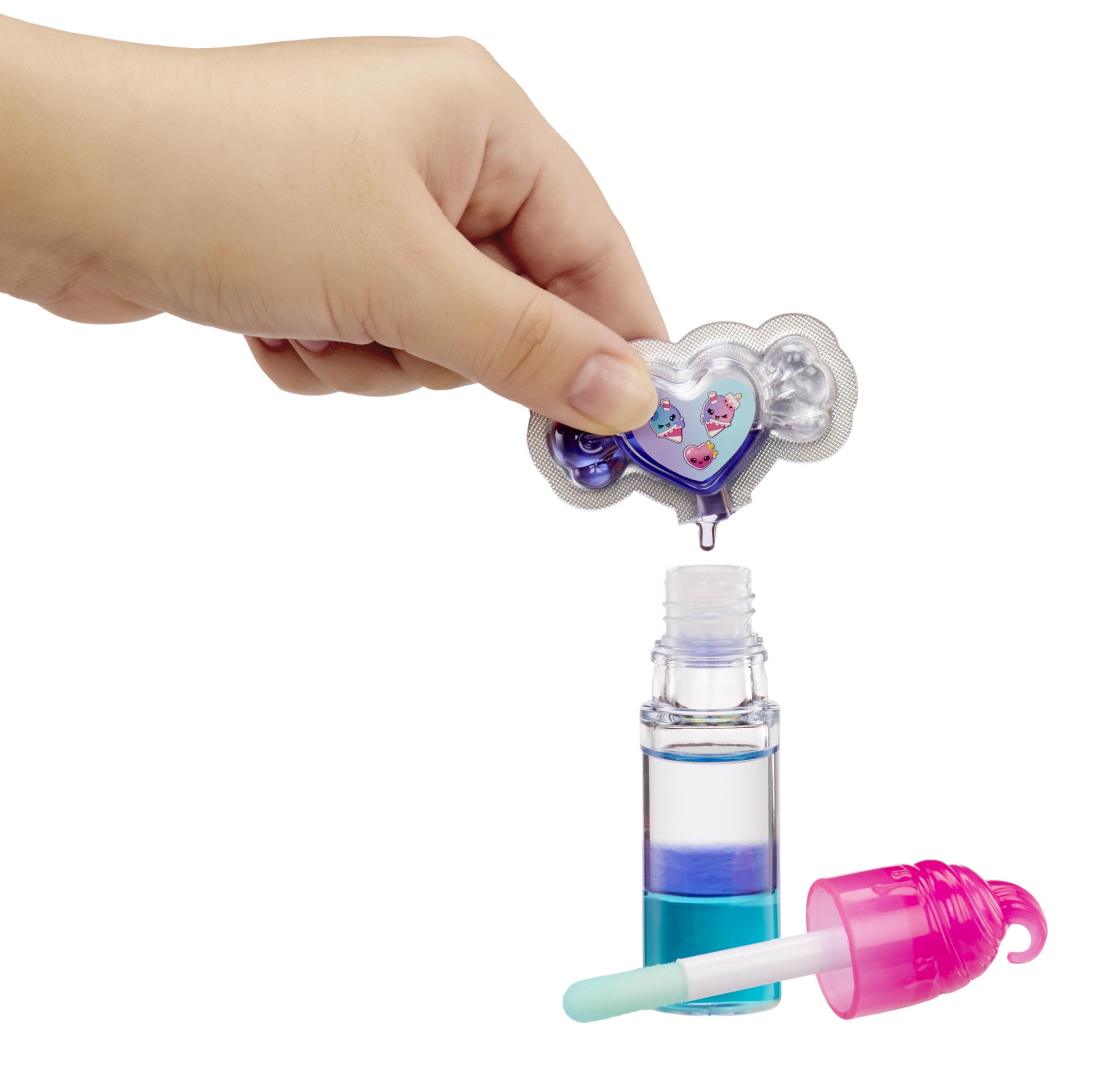 Yummiland Stephie Snowcone Doll with Mystery Color Change Hair & DIY Two-Tone Lip Gloss 4