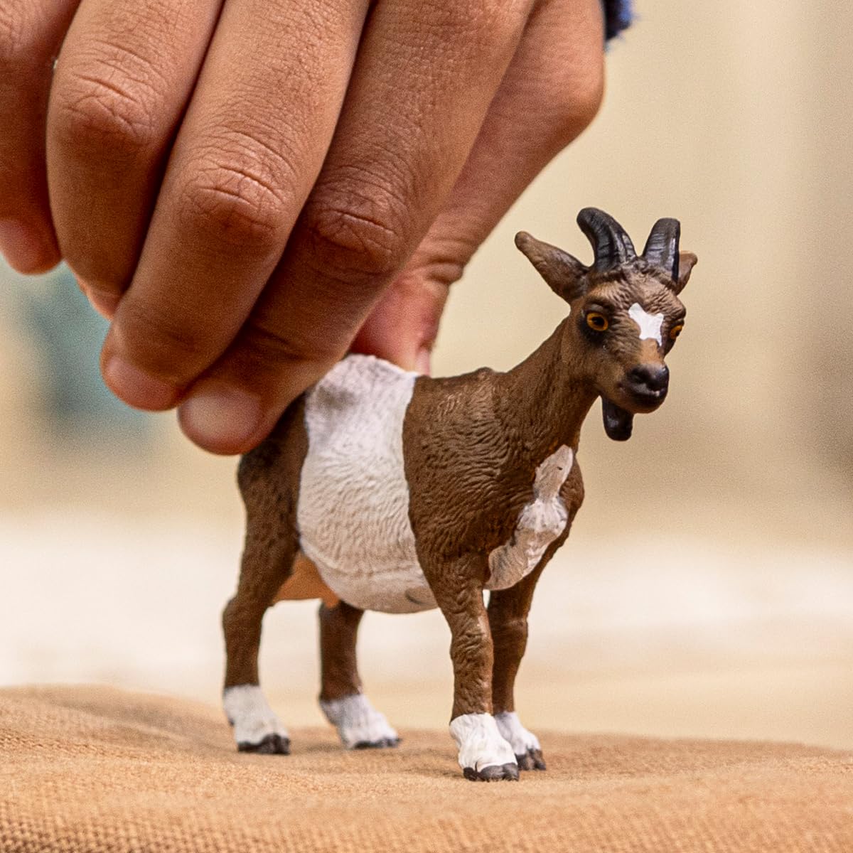 Schleich 14887 Goat - Realistic Farm World Figurine for Imaginative Play, 8 x 8 x 7 cm 2