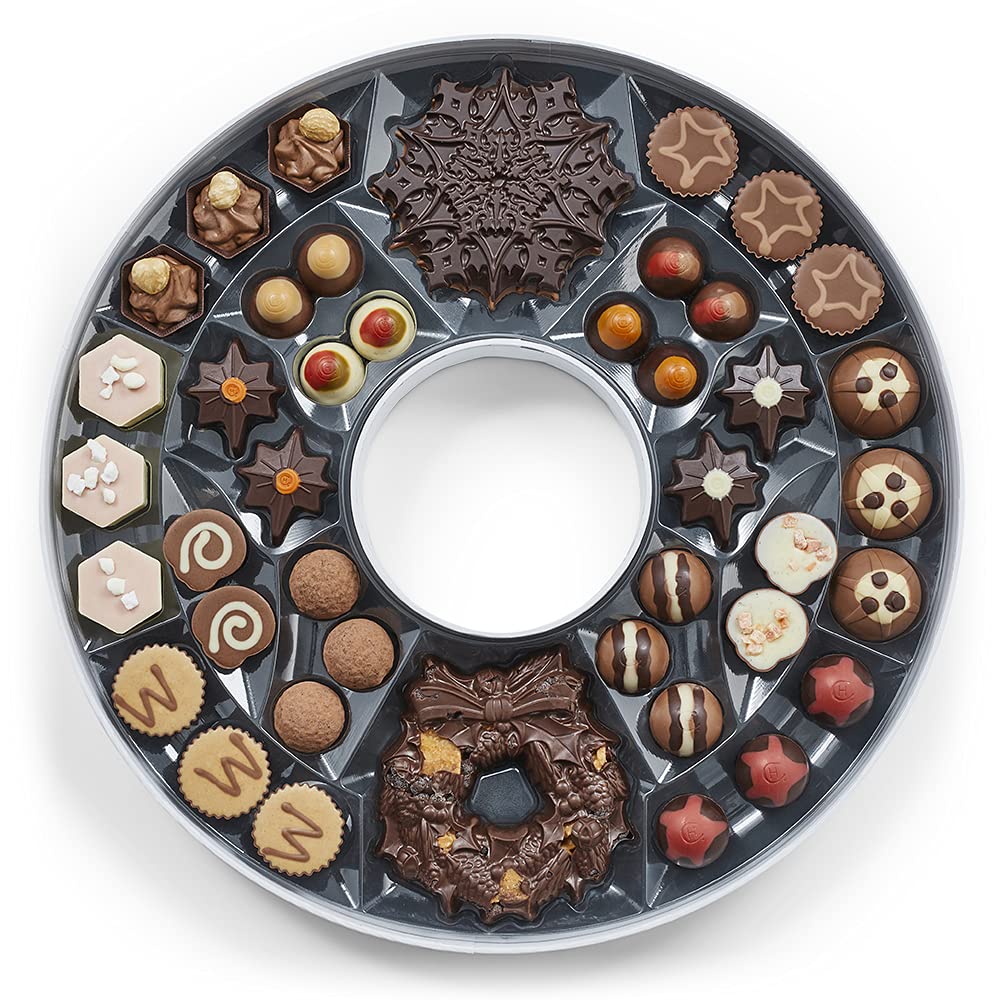 Hotel Chocolat The Wreath Box - 40 Chocolates, 2 Snowflakes, 1 Festive Wreath 5