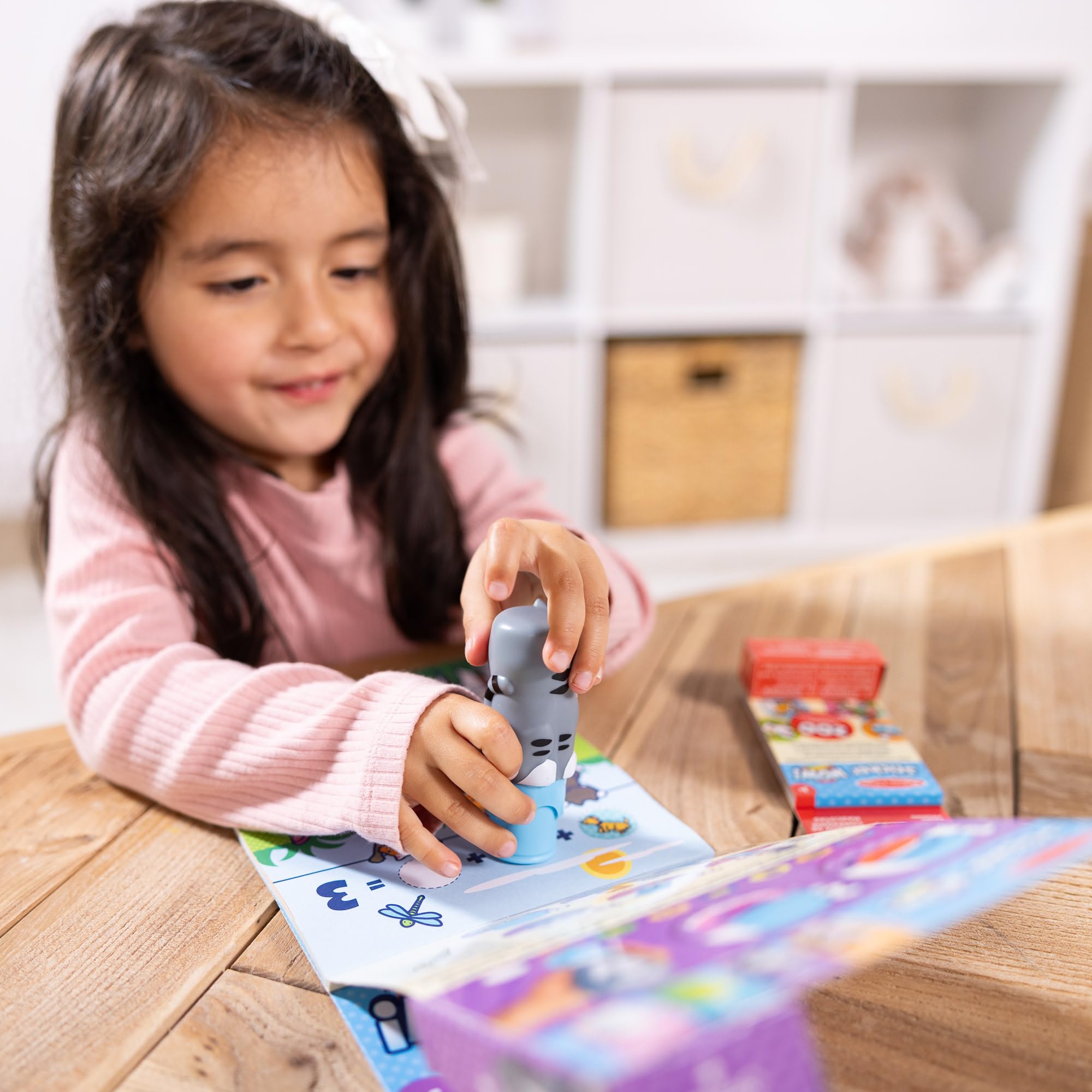 Melissa & Doug Sticker WOW! Cat Bundle with 500 Stickers and 2 Activity Pads 5