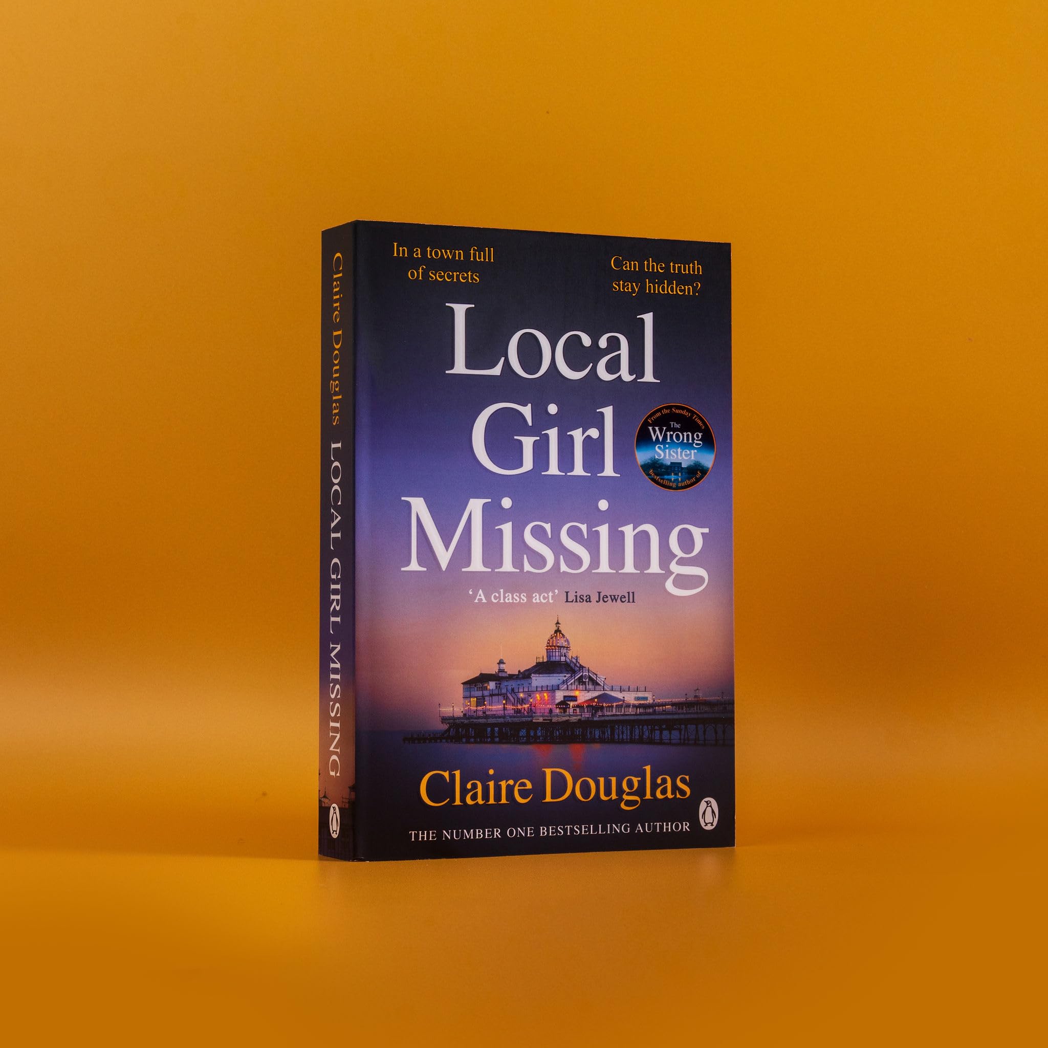 Douglas, Claire - Local Girl Missing | Psychological Thriller Paperback